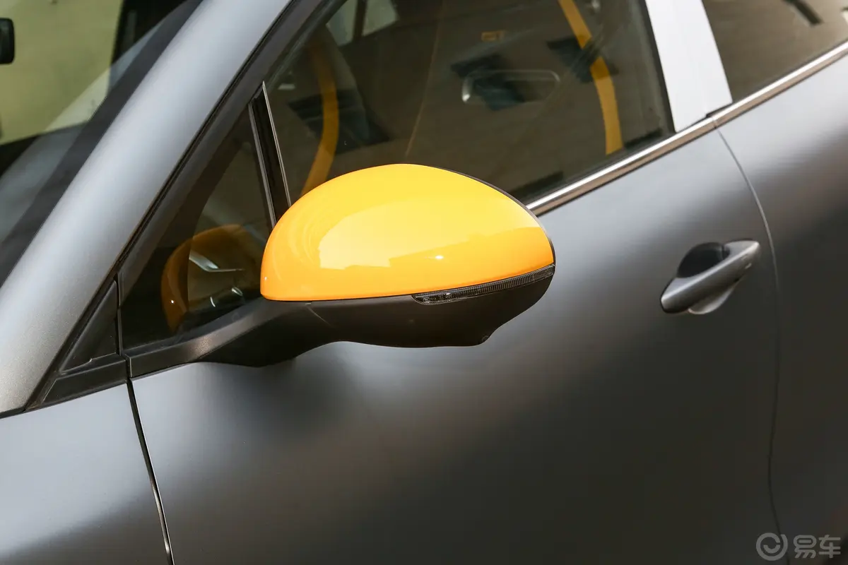 欧拉好猫GT木兰版 401km 尊荣型主驾驶后视镜背面