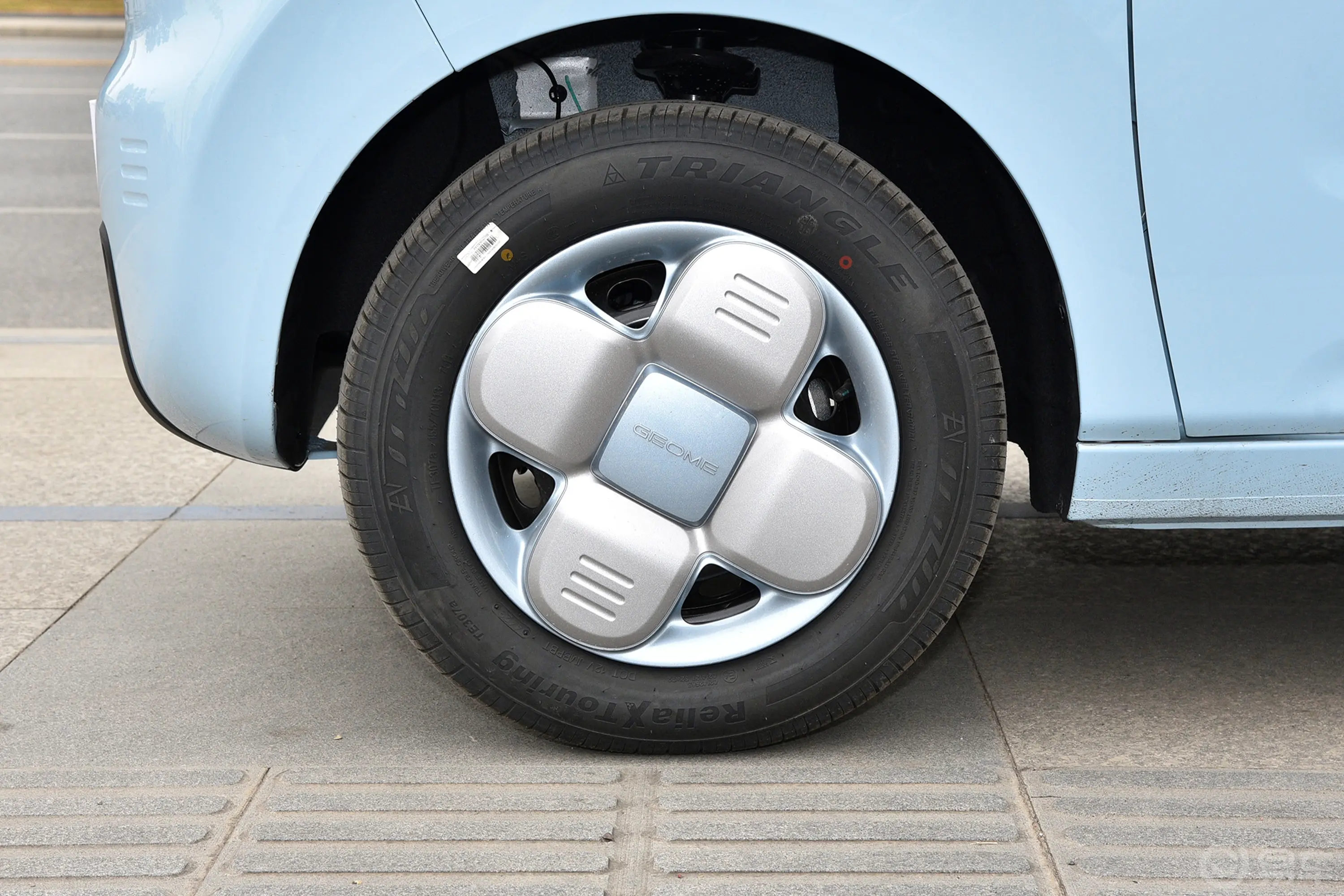熊猫熊猫mini 200km 耐力熊前轮毂造型