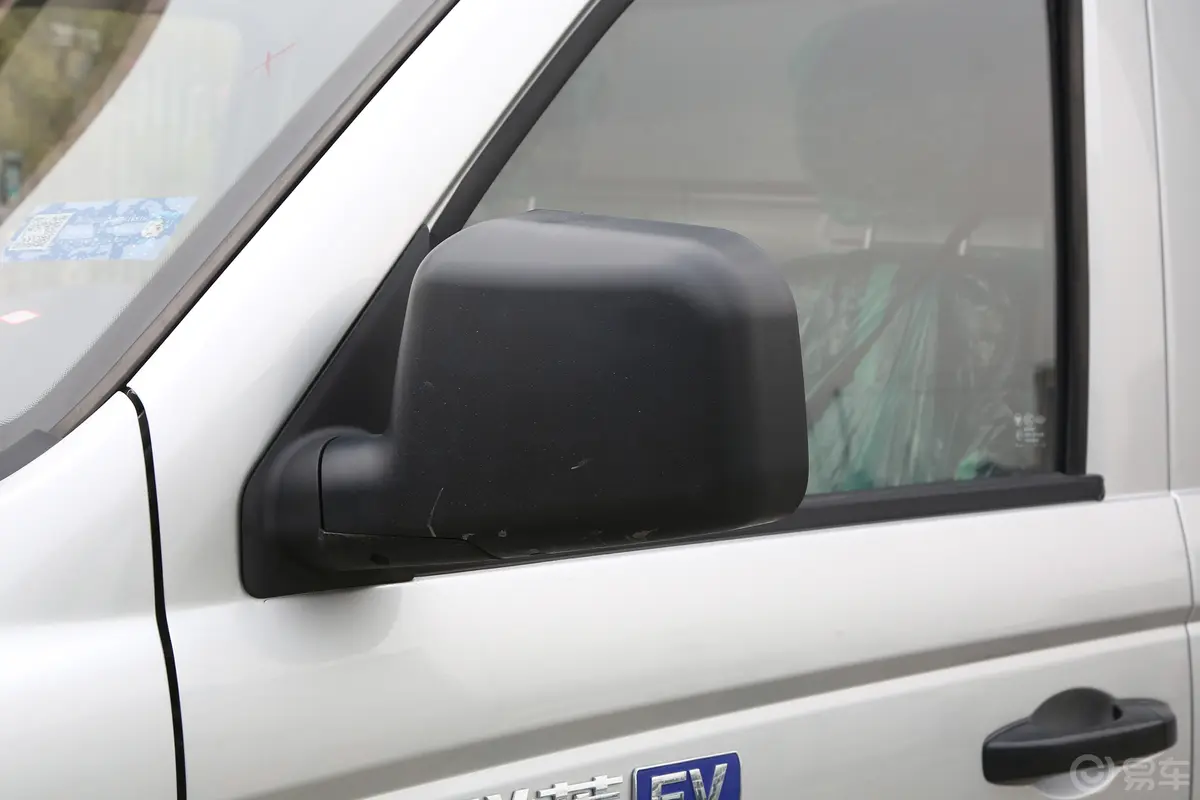 祥菱V EVV1 轴距3.1米 冷藏厢式车主驾驶后视镜背面