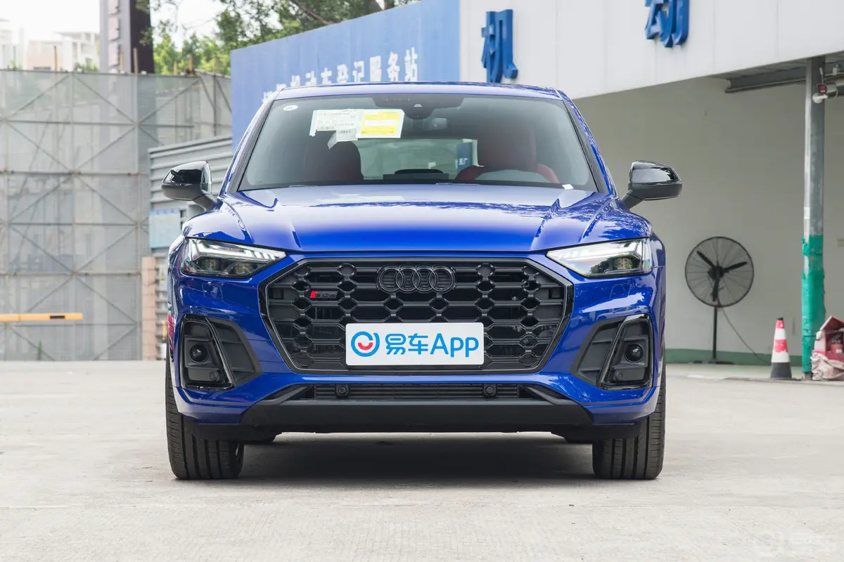 奥迪SQ5 Sportback改款 3.0T quattro正前水平