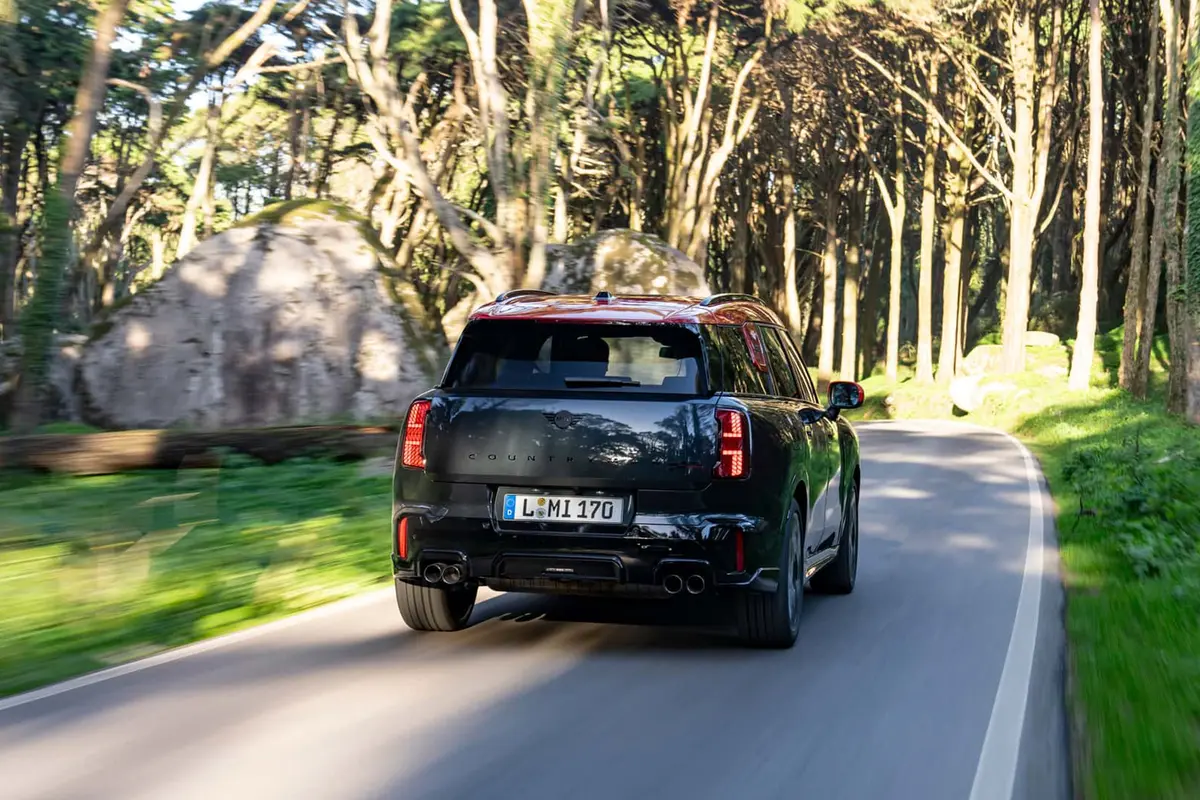 MINI JCW COUNTRYMAN