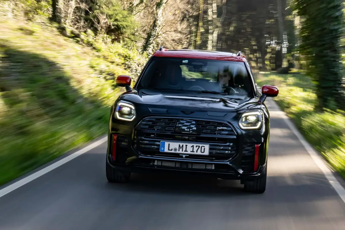 MINI JCW COUNTRYMAN