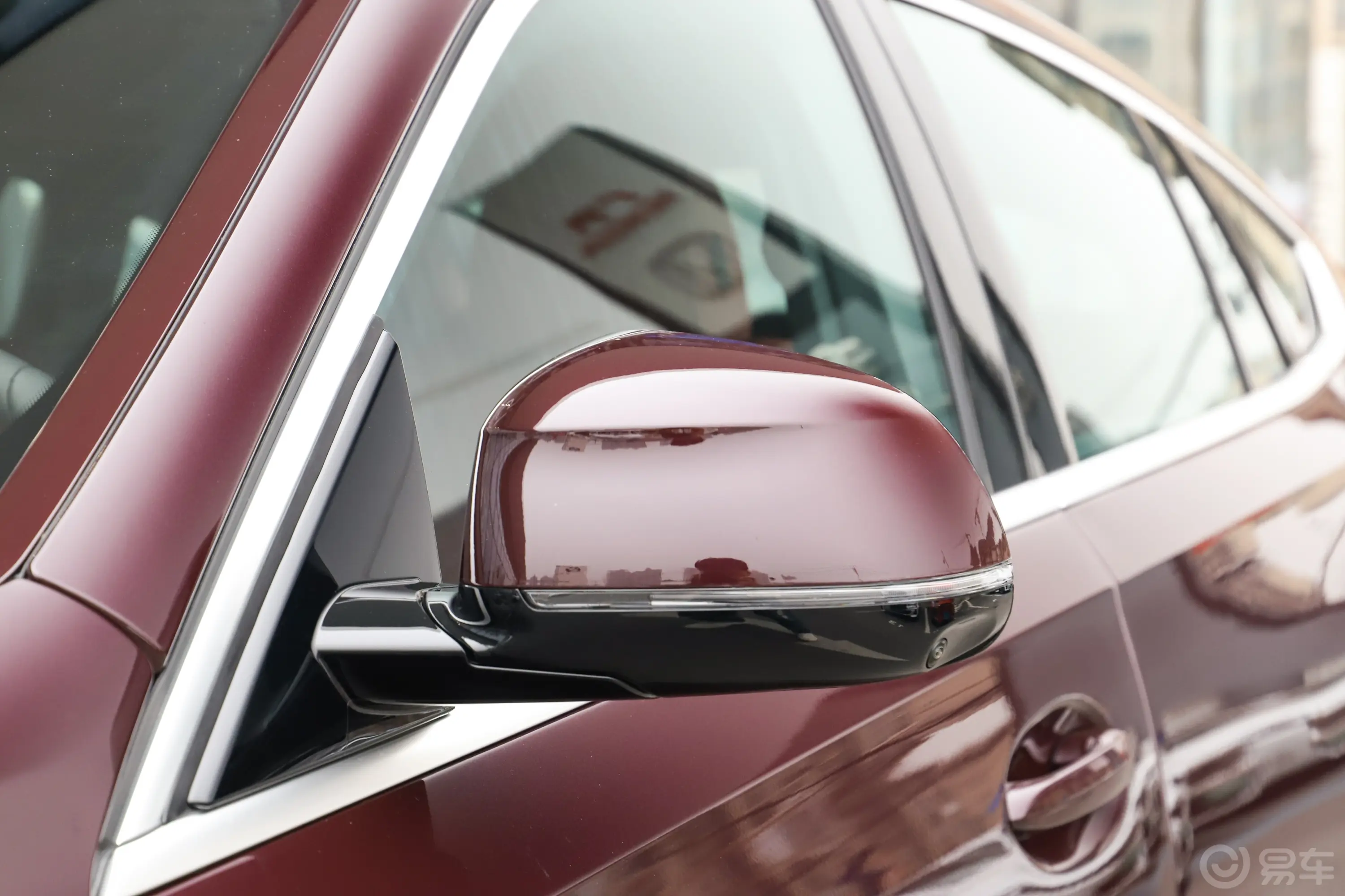 宝马X6改款 xDrive30i M运动套装主驾驶后视镜背面