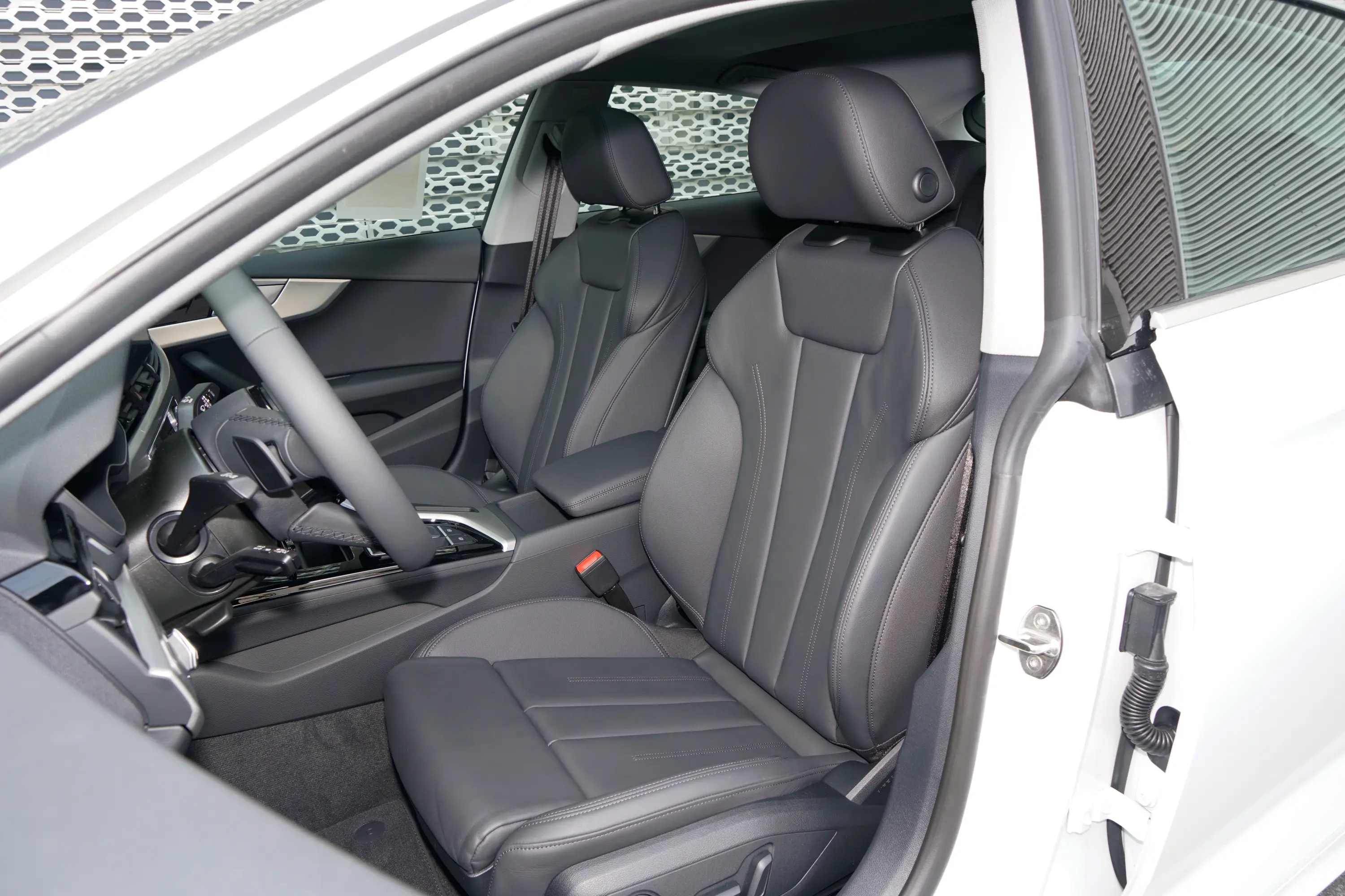 奥迪A5Sportback 40 TFSI 时尚动感型驾驶员座椅