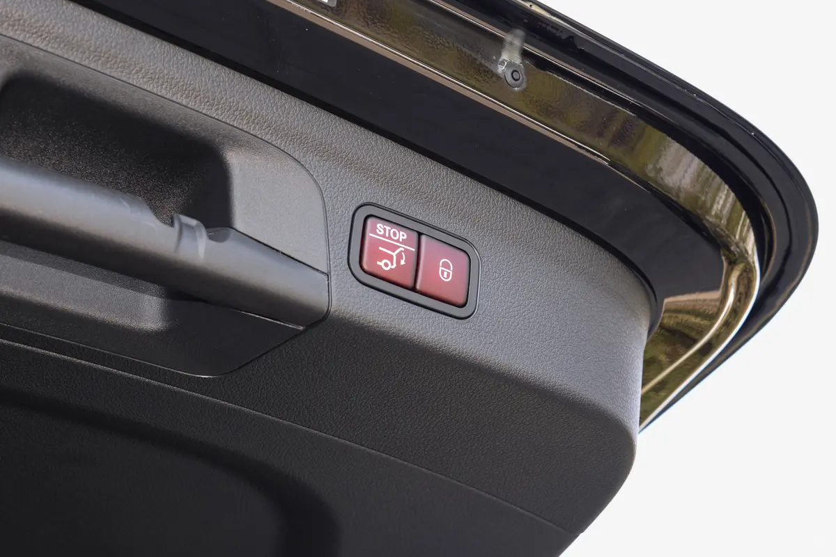 奔驰GLE改款 GLE 350 4MATIC 时尚型电动尾门按键（手动扶手）