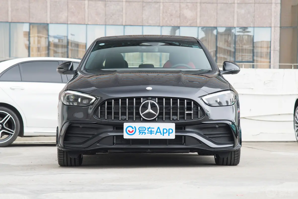 奔驰C级 AMG改款 AMG C 43 4MATIC正前水平