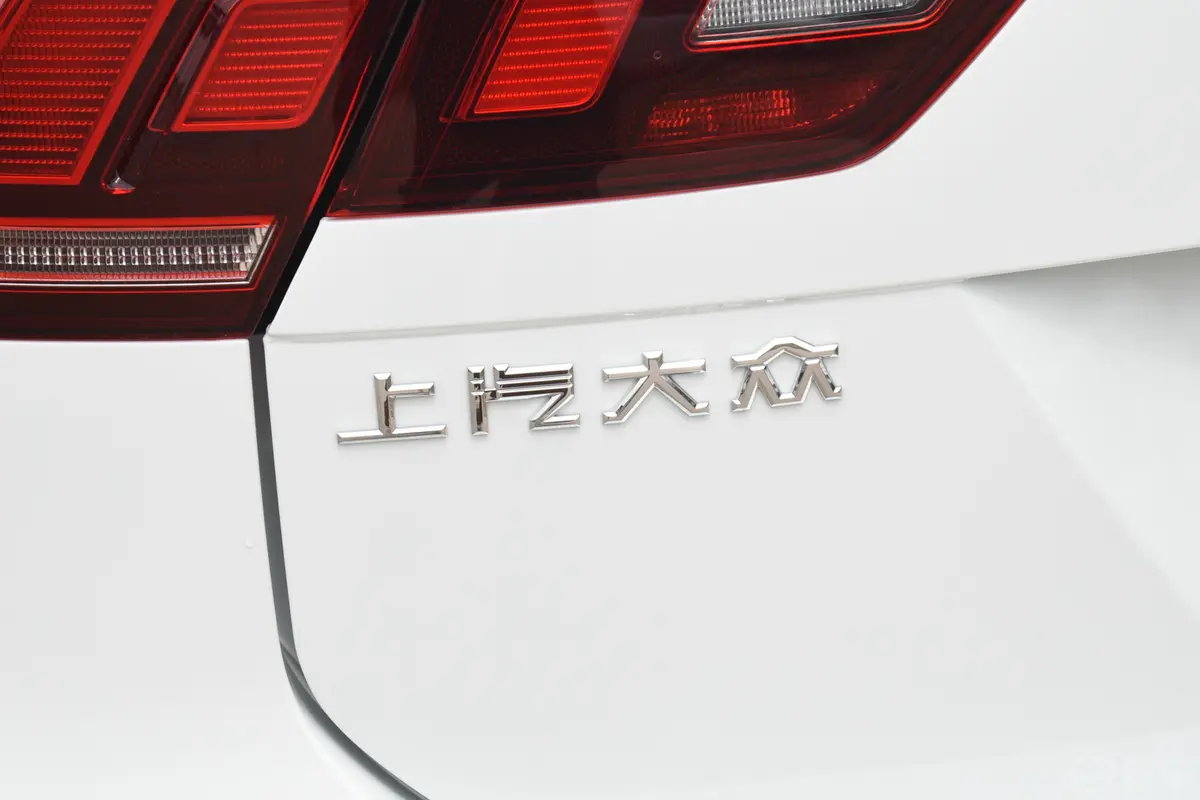 途观L出众款 330TSI 两驱R-Line龙耀版 5座外观细节