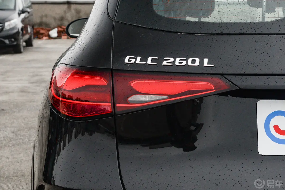 奔驰GLCGLC 260 L 4MATIC 豪华型 5座外观灯组