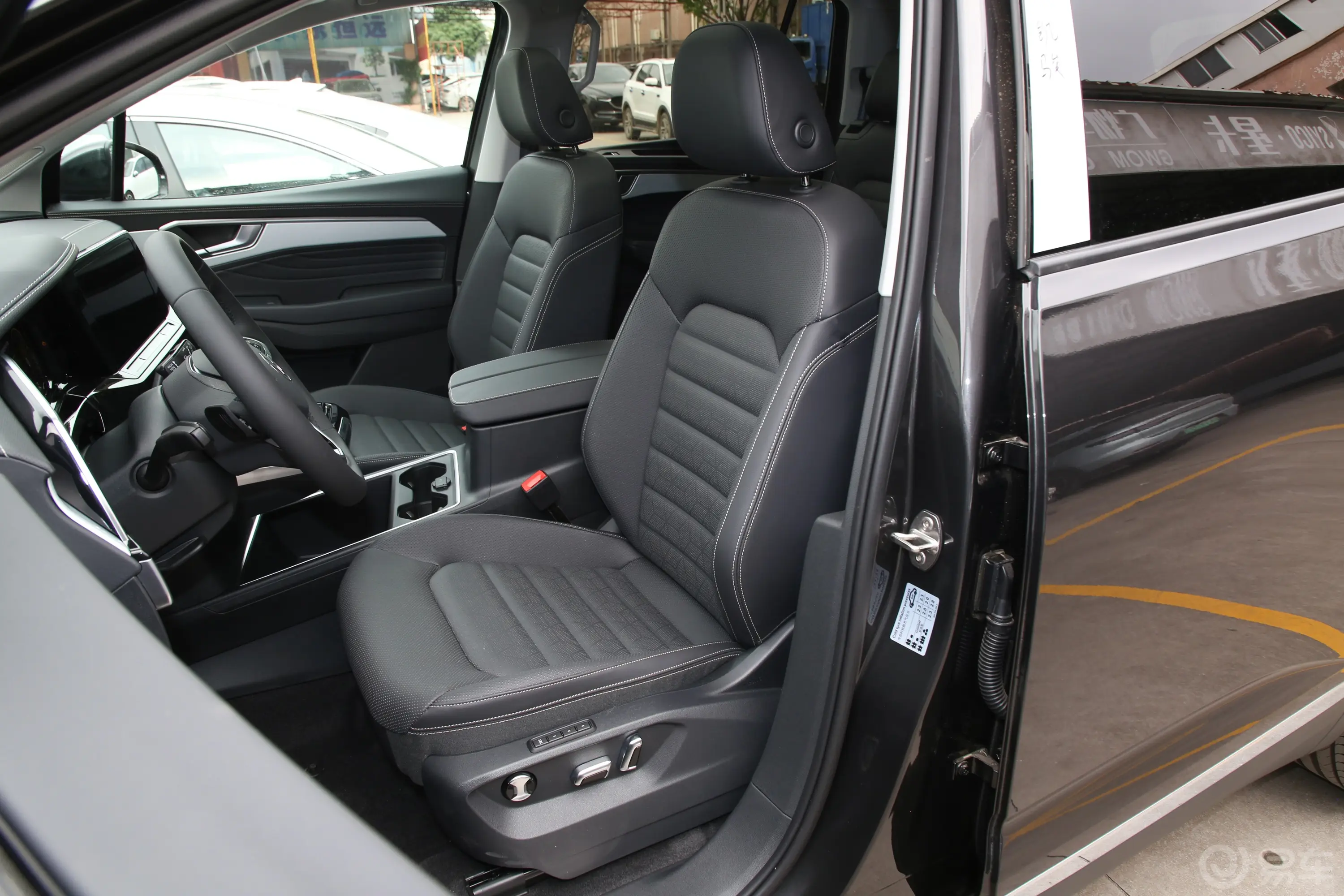 揽境改款 380TSI 四驱豪华佳境版Pro 7座驾驶员座椅
