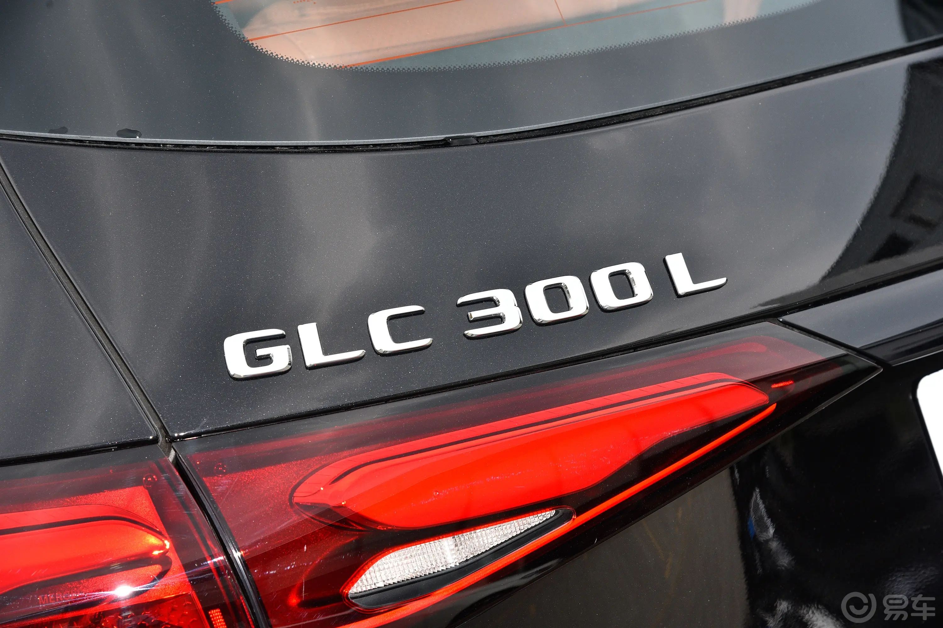 奔驰GLCGLC 300 L 4MATIC 动感型 7座外观细节