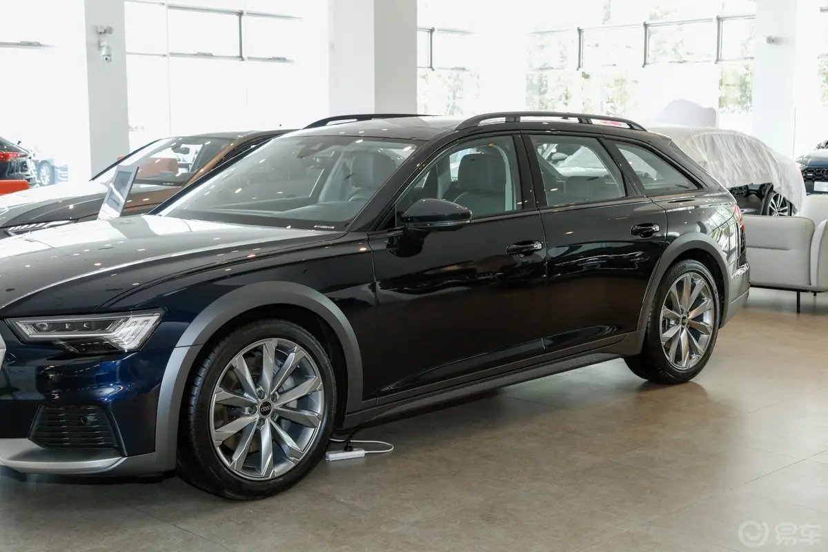 奥迪A6Allroad quattro 探索家 55 TFSI 尊享越野型外观细节