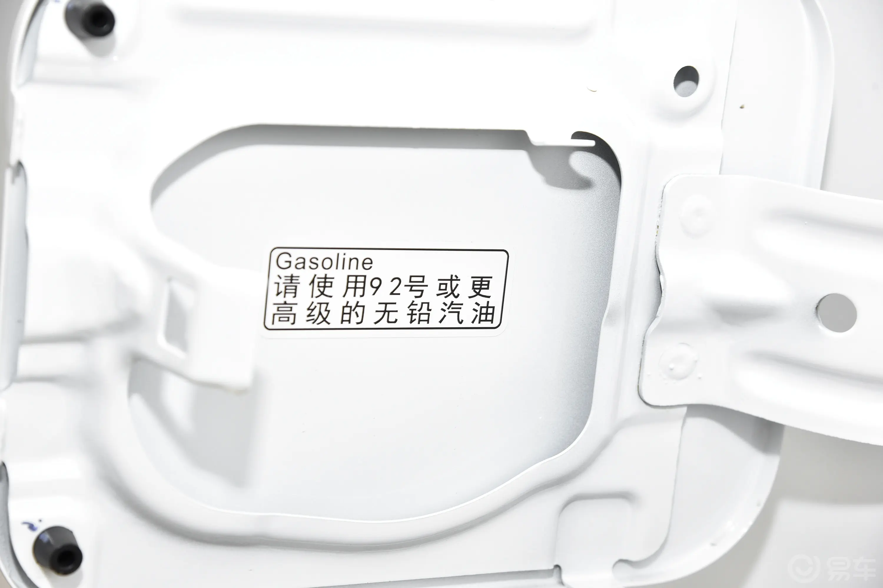 锐胜王牌M72.0L 手动长轴高级营运版 9座 CNG动力底盘