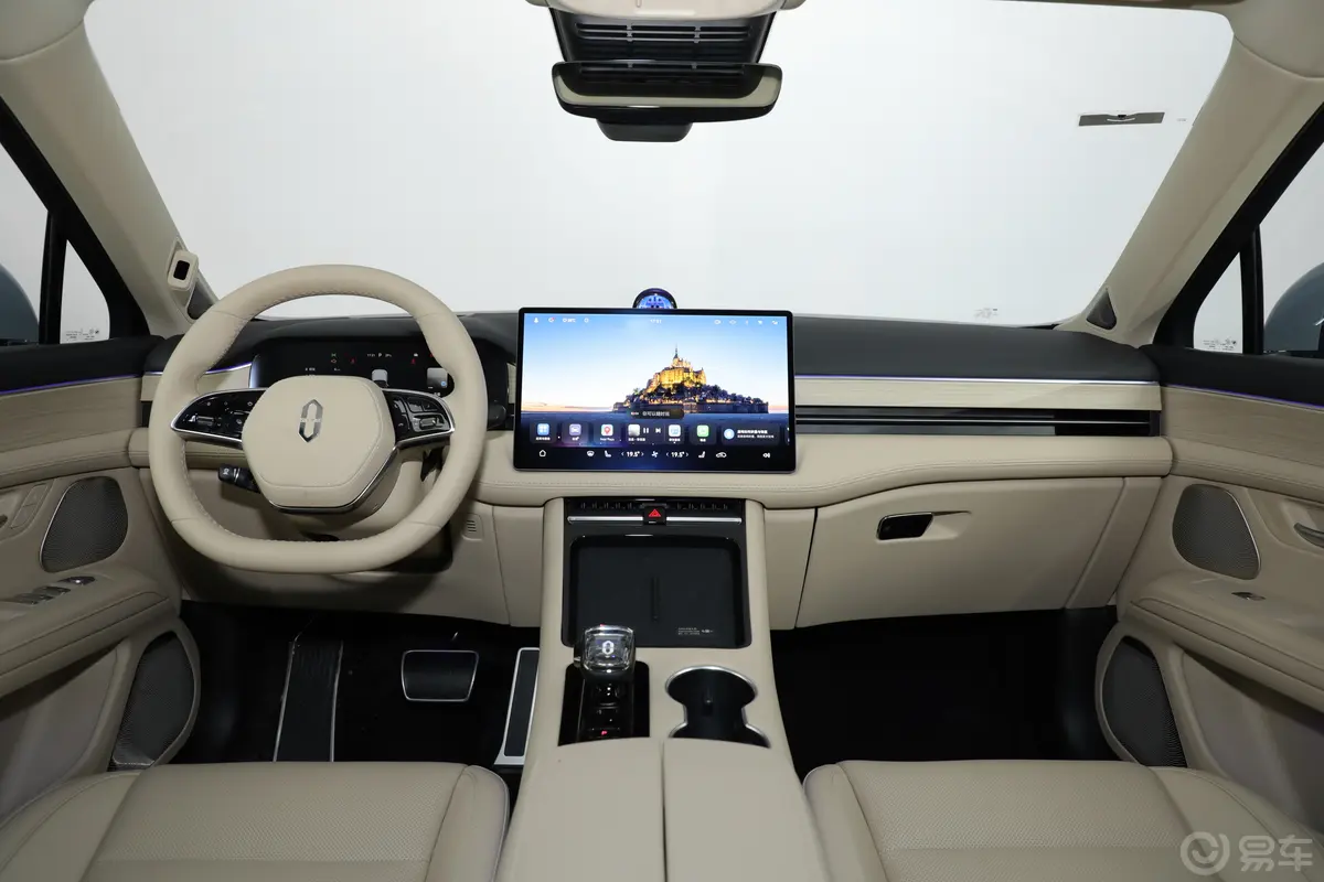 问界M5增程版 230km Max RS 四驱高阶智驾版驾驶位遮阳板