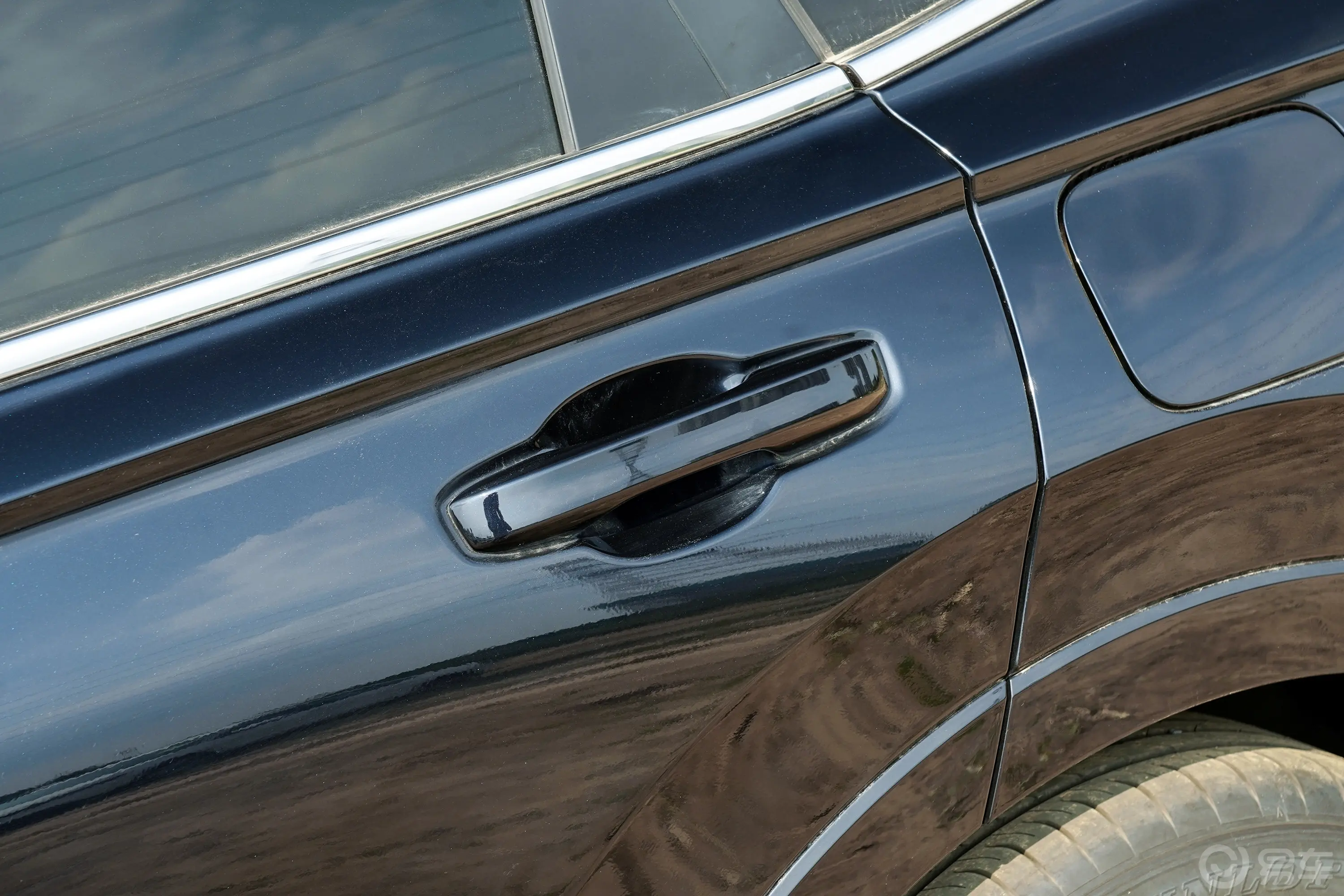 皓影 e:PHEV2.0L 91km 尊贵版驾驶员侧后门把手