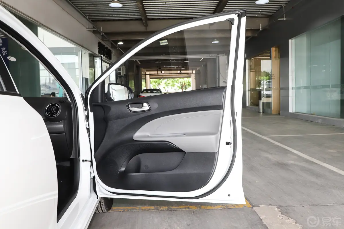 焕驰1.4L 自动舒适天窗版副驾驶员车门