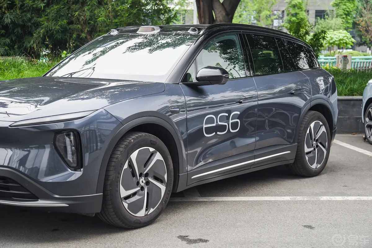 蔚来ES6500km 75kWh外观细节