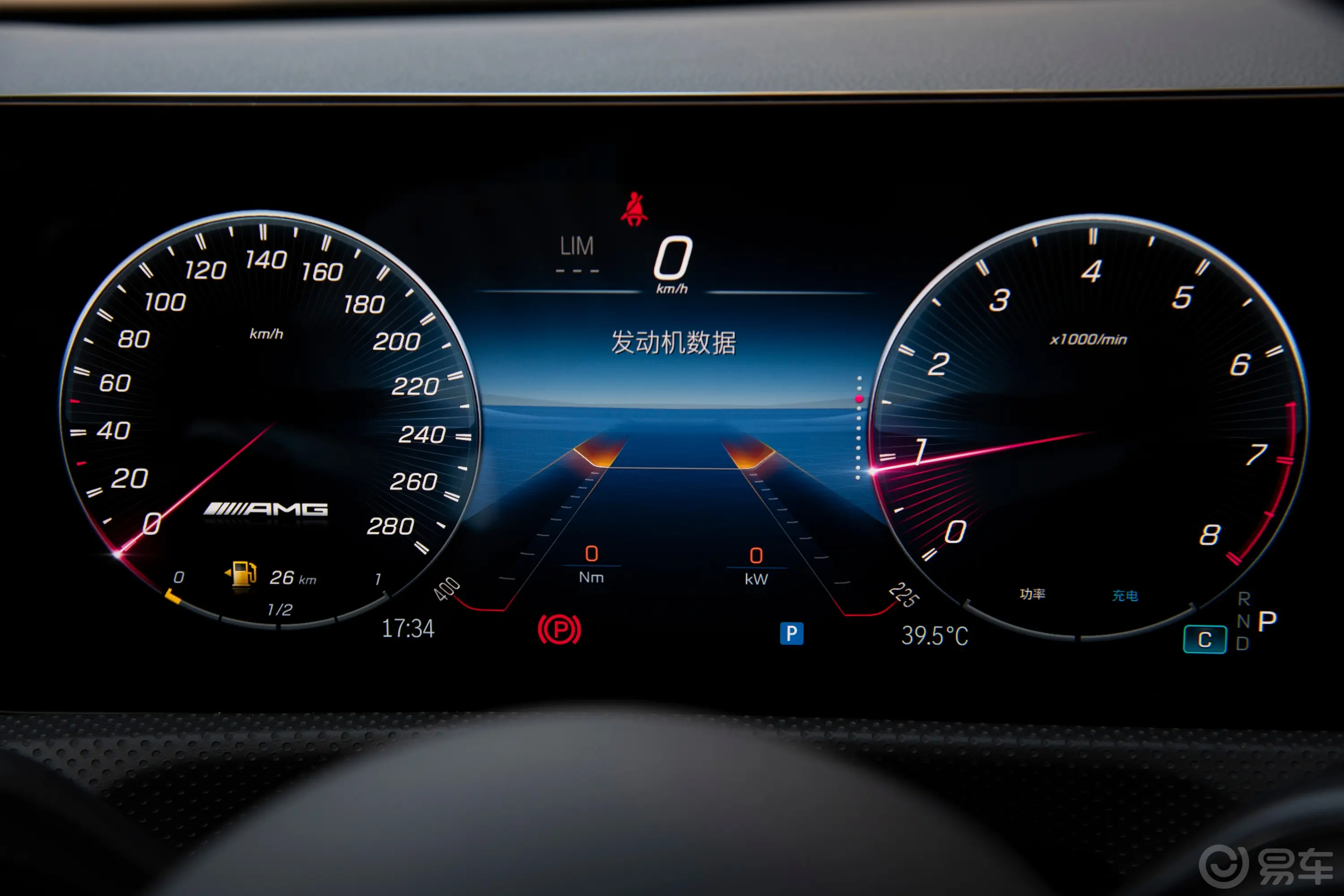 奔驰A级 AMG(进口)改款 AMG A 35 4MATIC主驾驶位