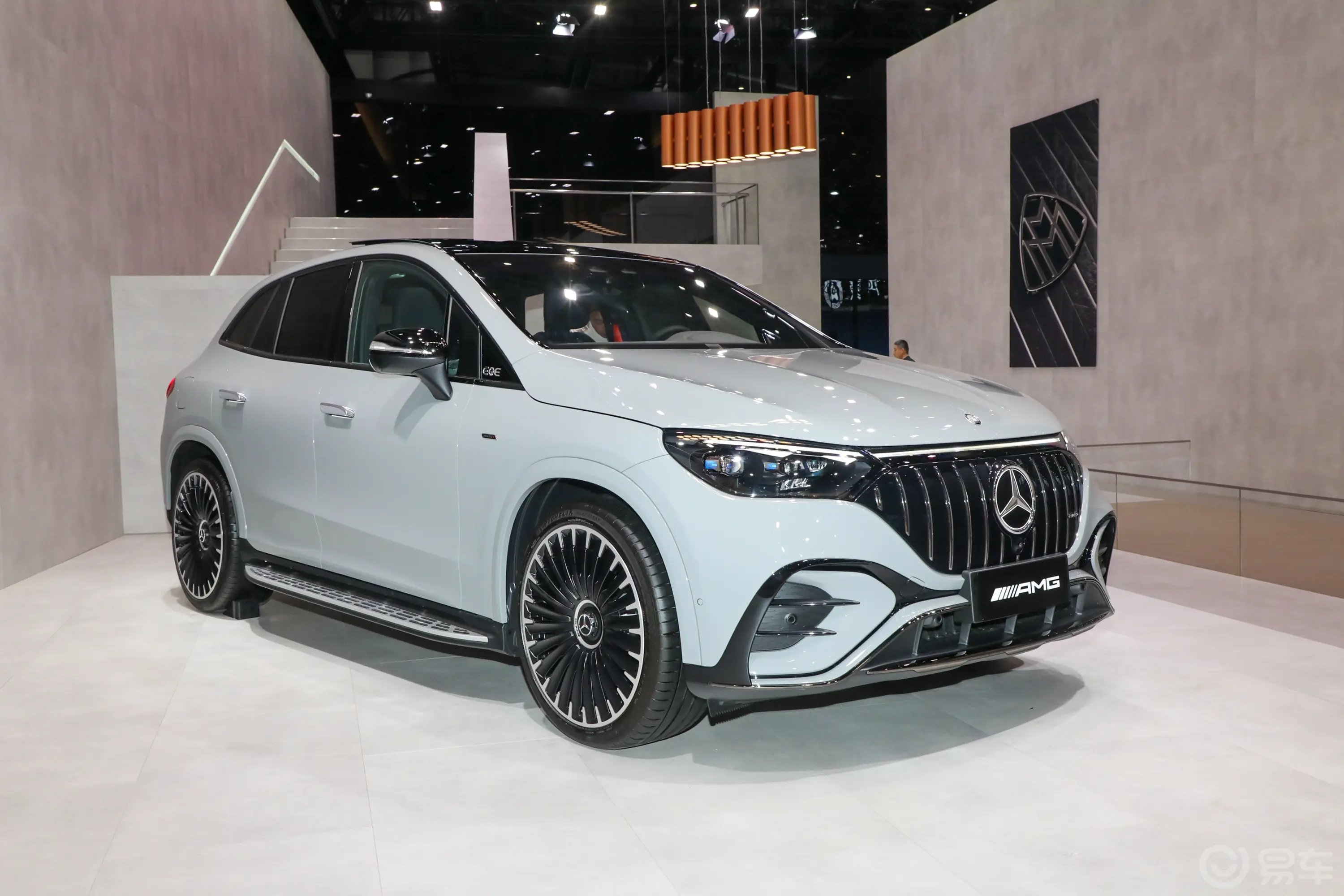 奔驰EQE SUV AMG