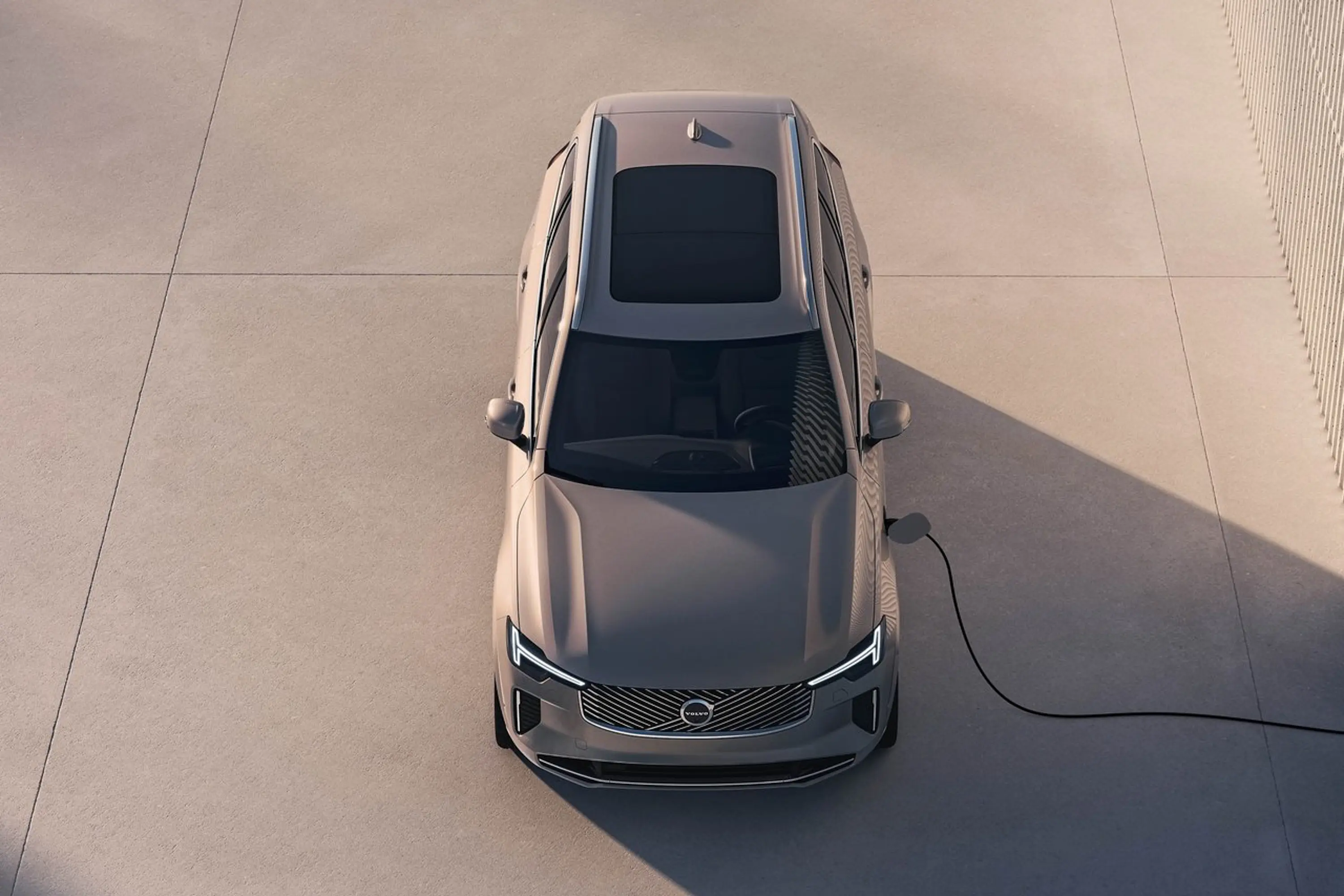 沃尔沃XC90 插电混动改款 T8 标准版外观