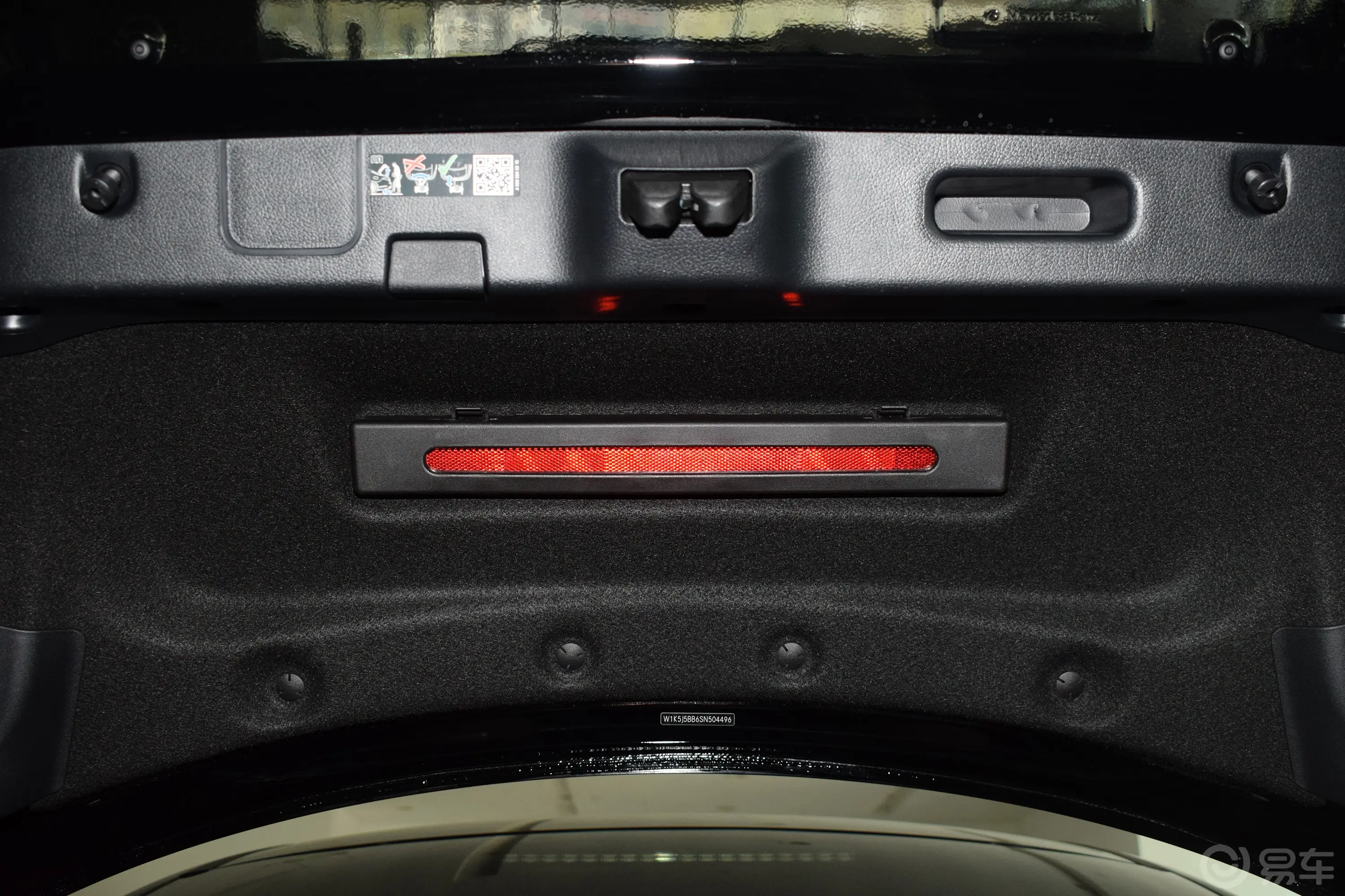 奔驰CLA AMGAMG CLA 35 4MATIC随车工具