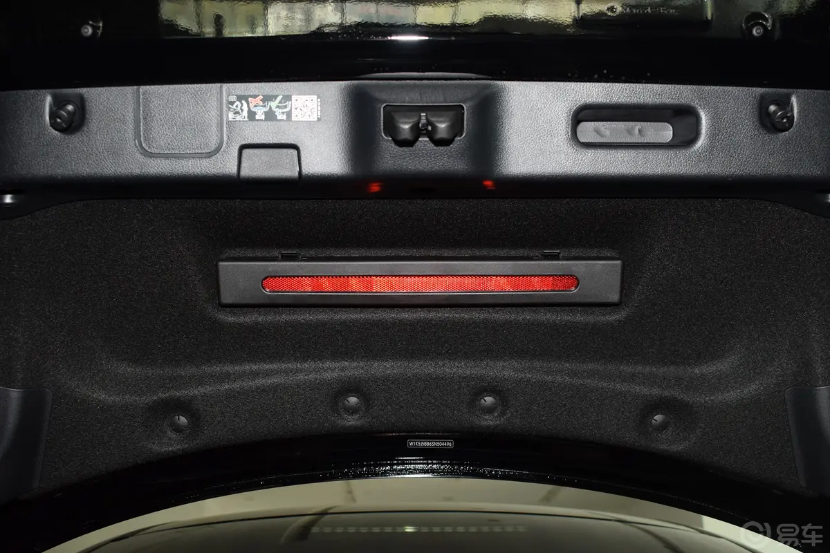 奔驰CLA AMGAMG CLA 35 4MATIC随车工具