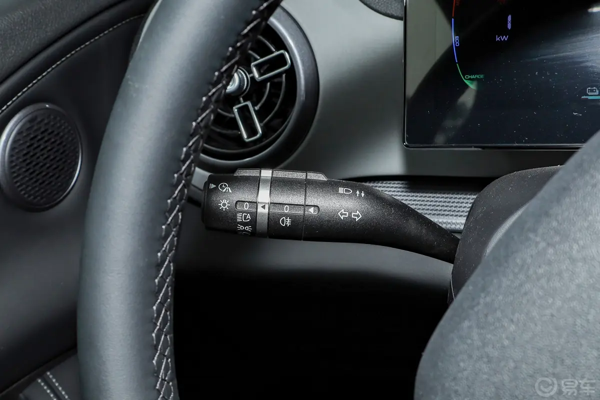 海狮05DM-i1.5L 75km 豪华型灯光控制区