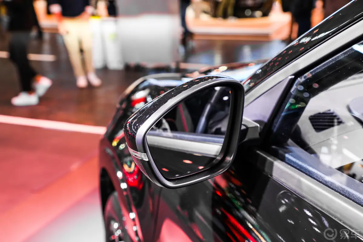 Junior1.2T 标准版外观