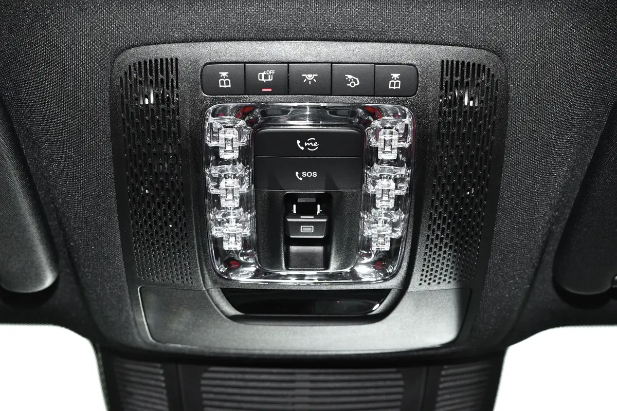 奔驰GLE AMGAMG GLE 53 4MATIC+中控