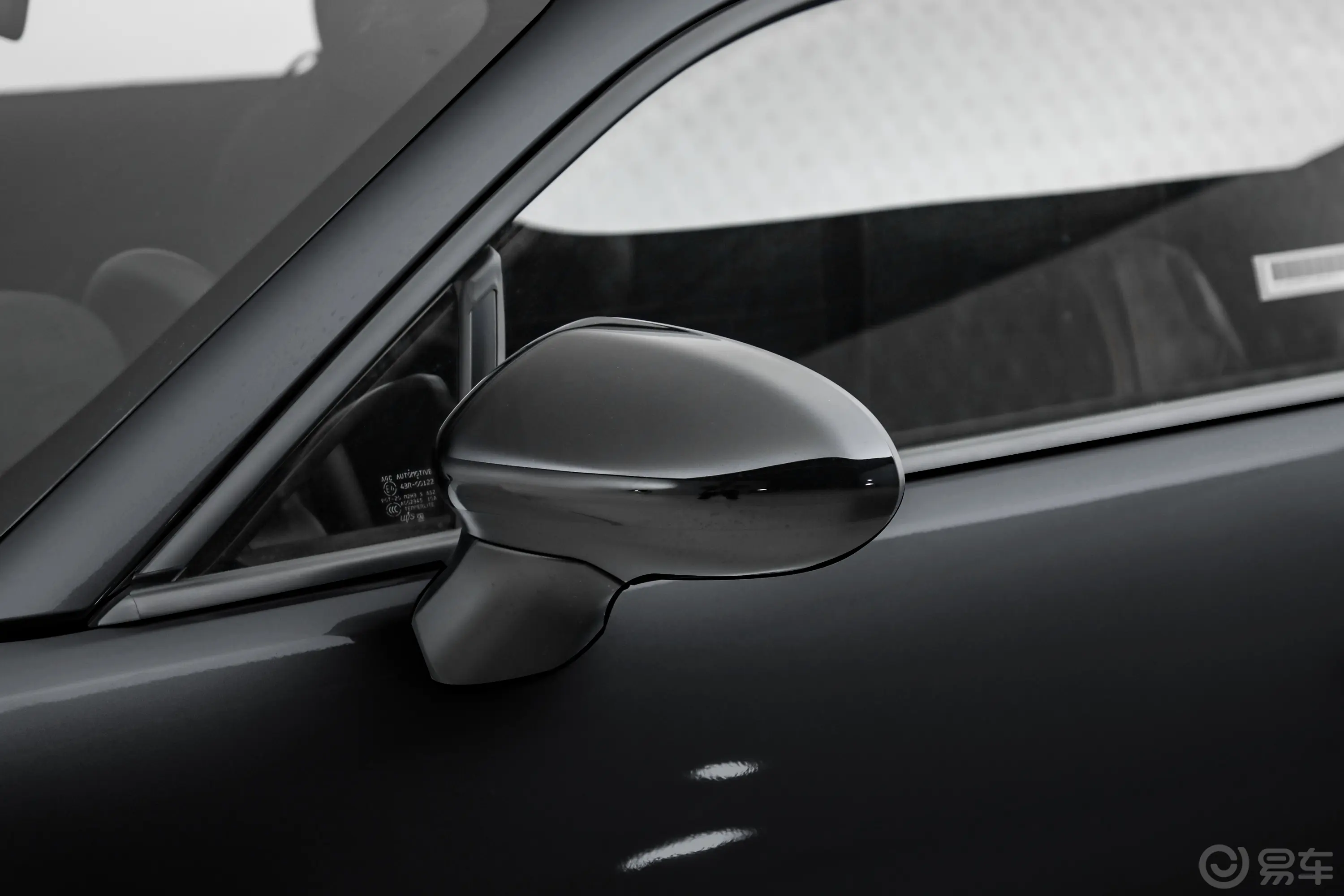 斯巴鲁BRZSTI Sport 2.4L 手动版EyeSight主驾驶后视镜背面