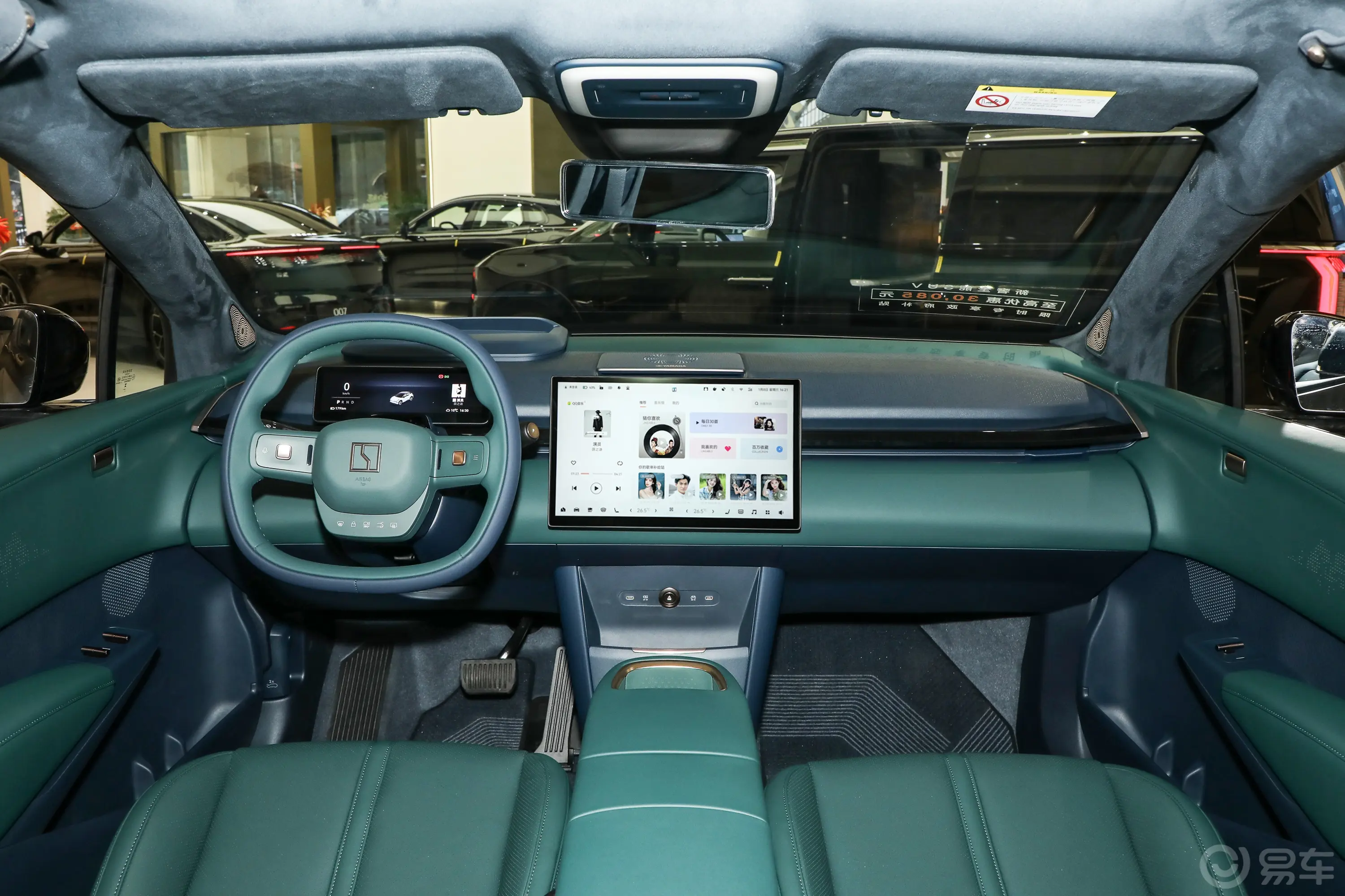 ZEEKR X420km 后驱版 5座内饰全景正拍