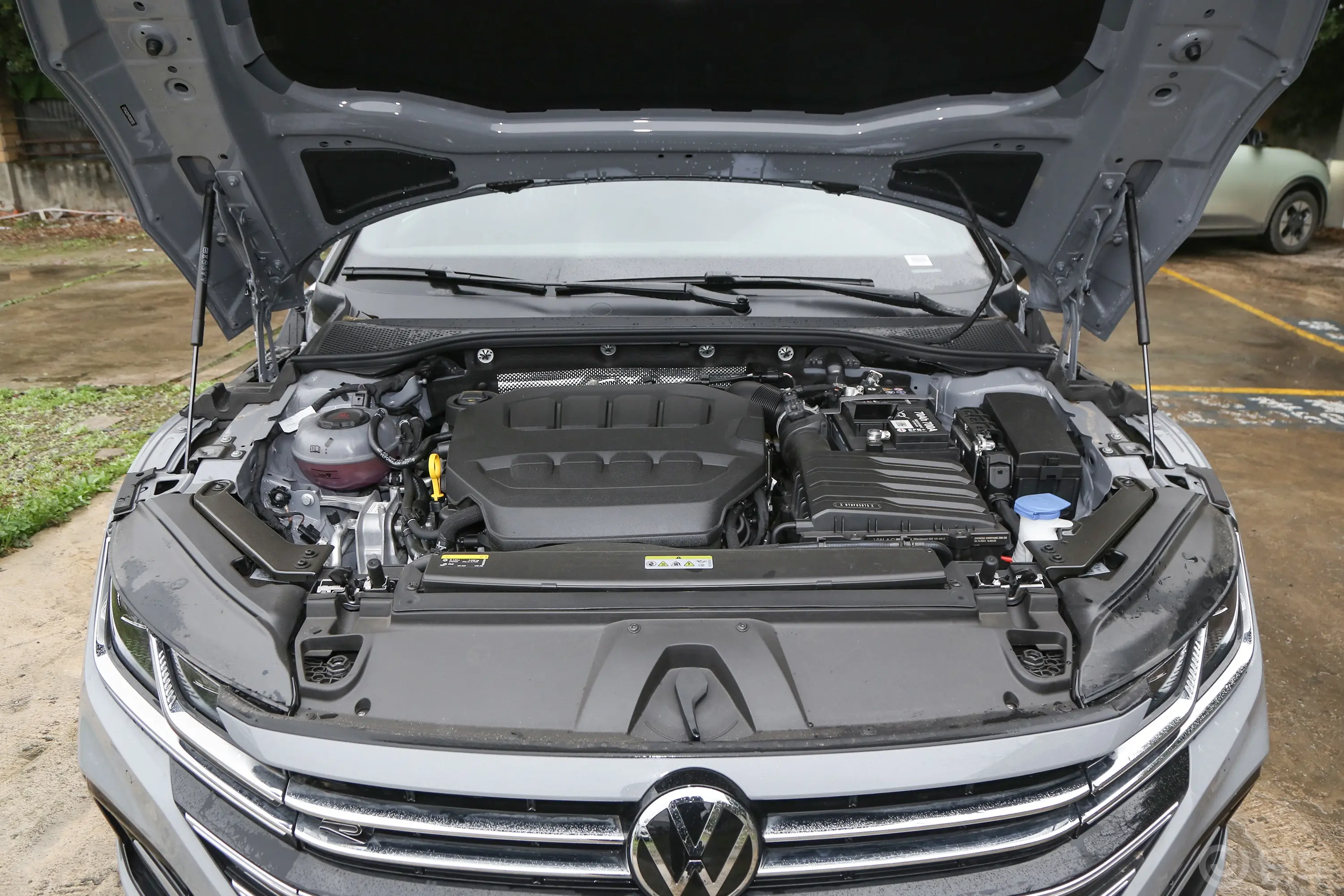 一汽-大众CC众享款 330TSI 炫目版前舱整体