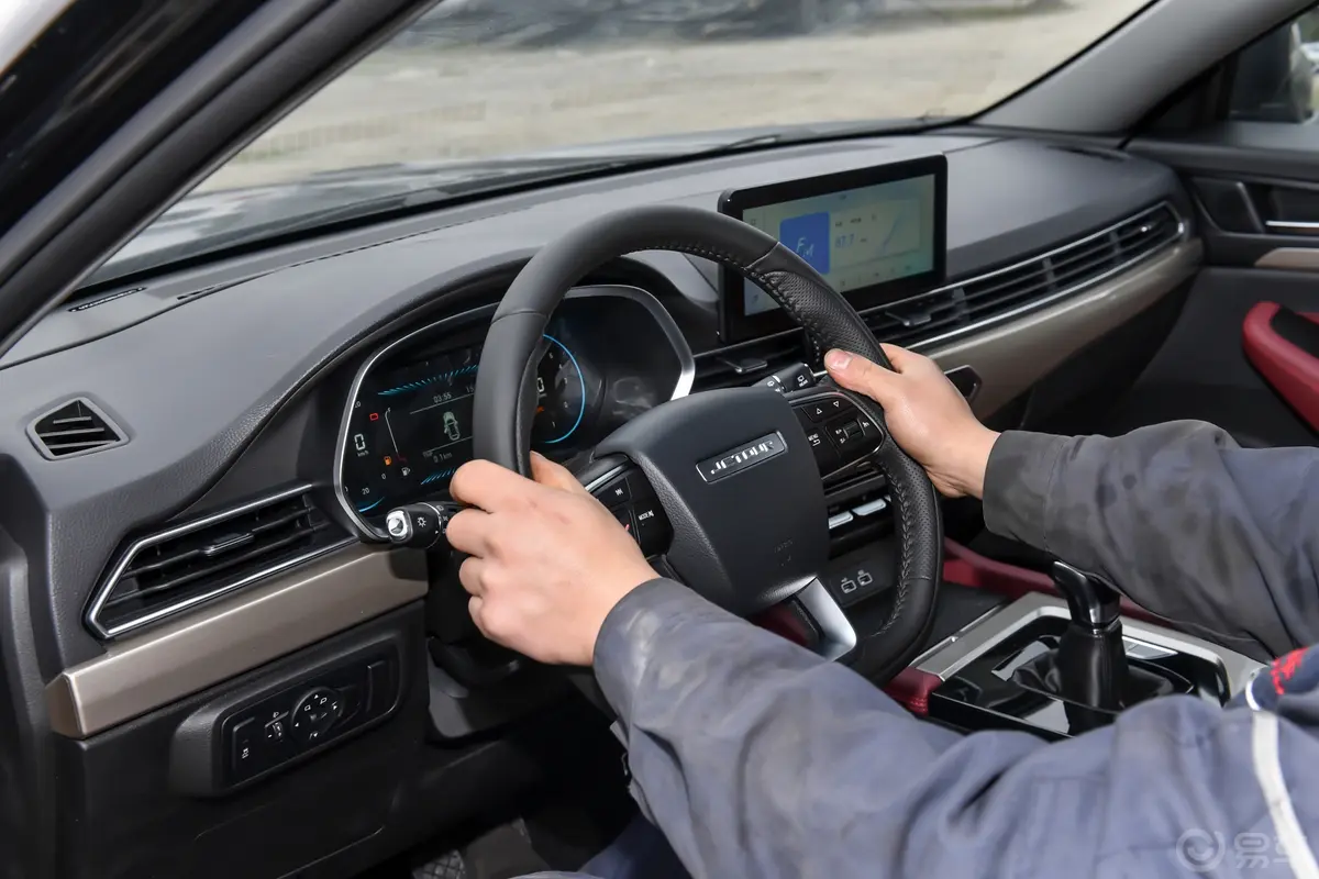 捷途X701.5T 手动超越 5座主驾驶位
