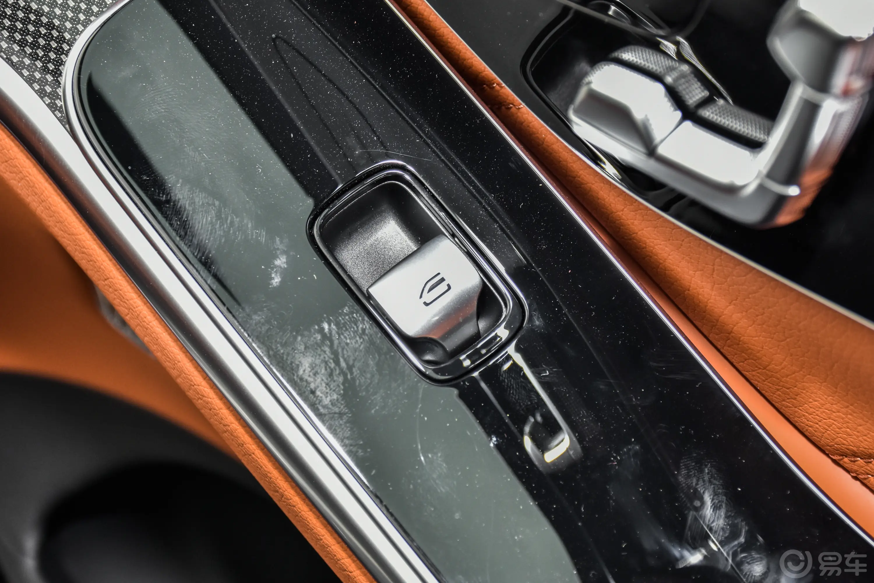 奔驰S级 AMG新能源AMG S 63 L E PERFORMANCE副驾驶位