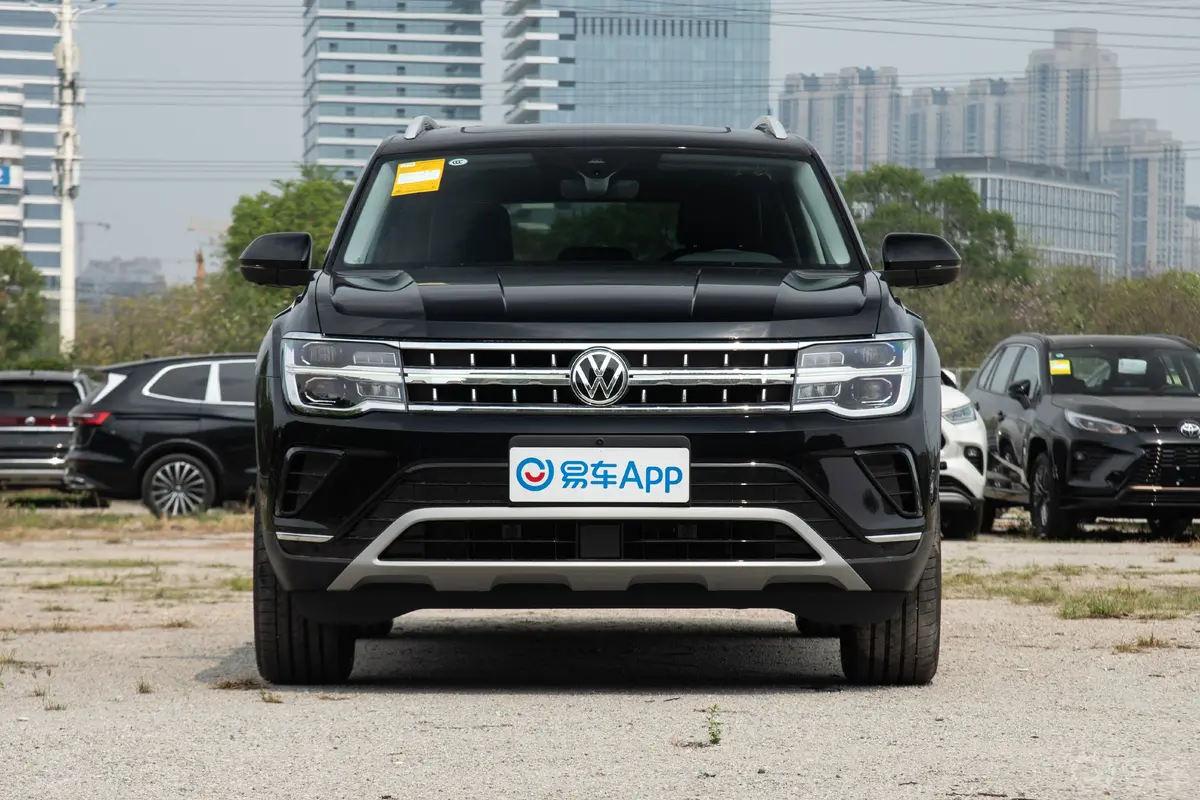 途昂380TSI 出众版正前水平