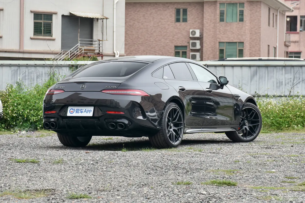 奔驰GT AMGAMG GT 50 四门跑车中国特别版侧后45度车头向右水平