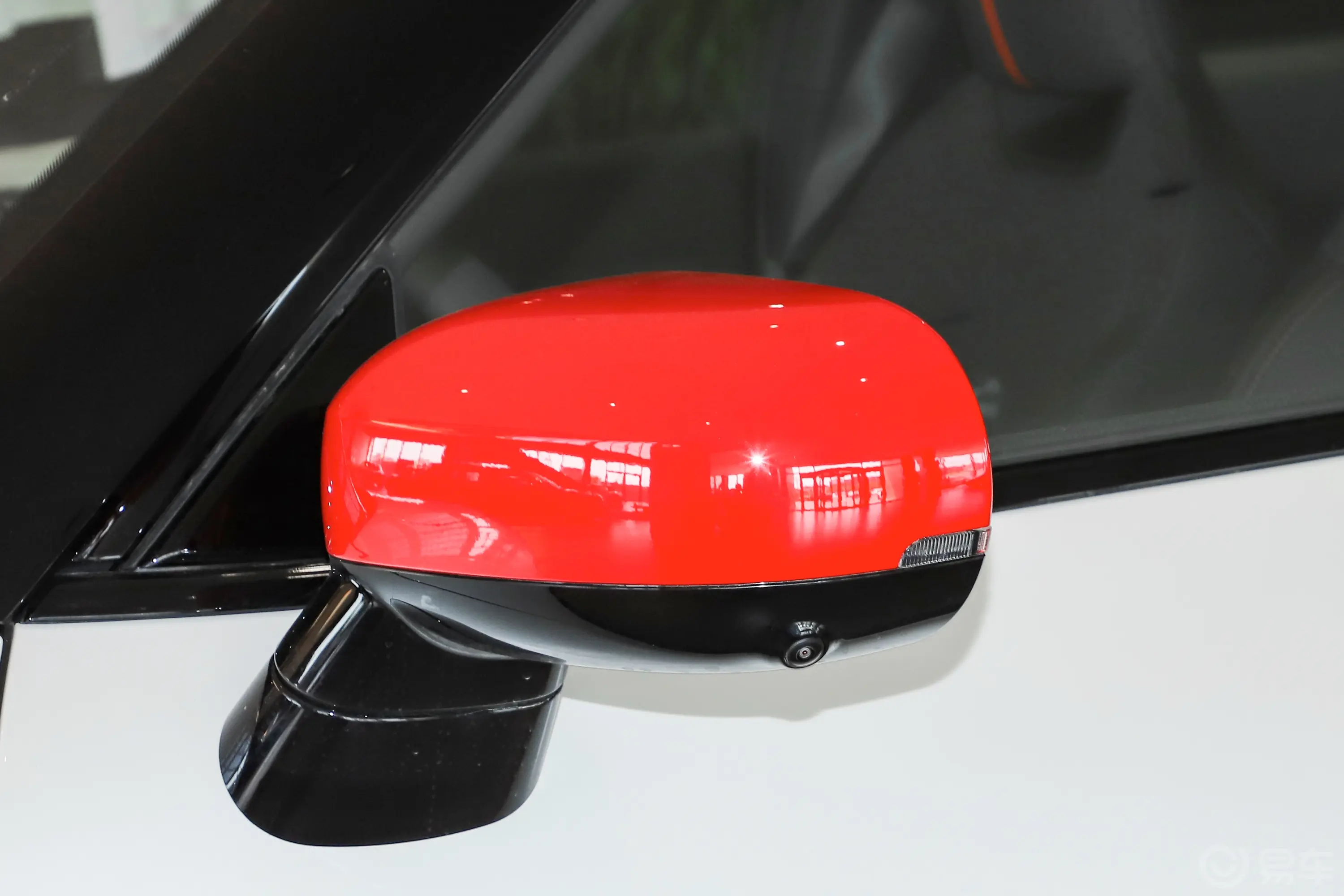 电动MINI JCW412km JOHN COOPER WORKS主驾驶后视镜背面