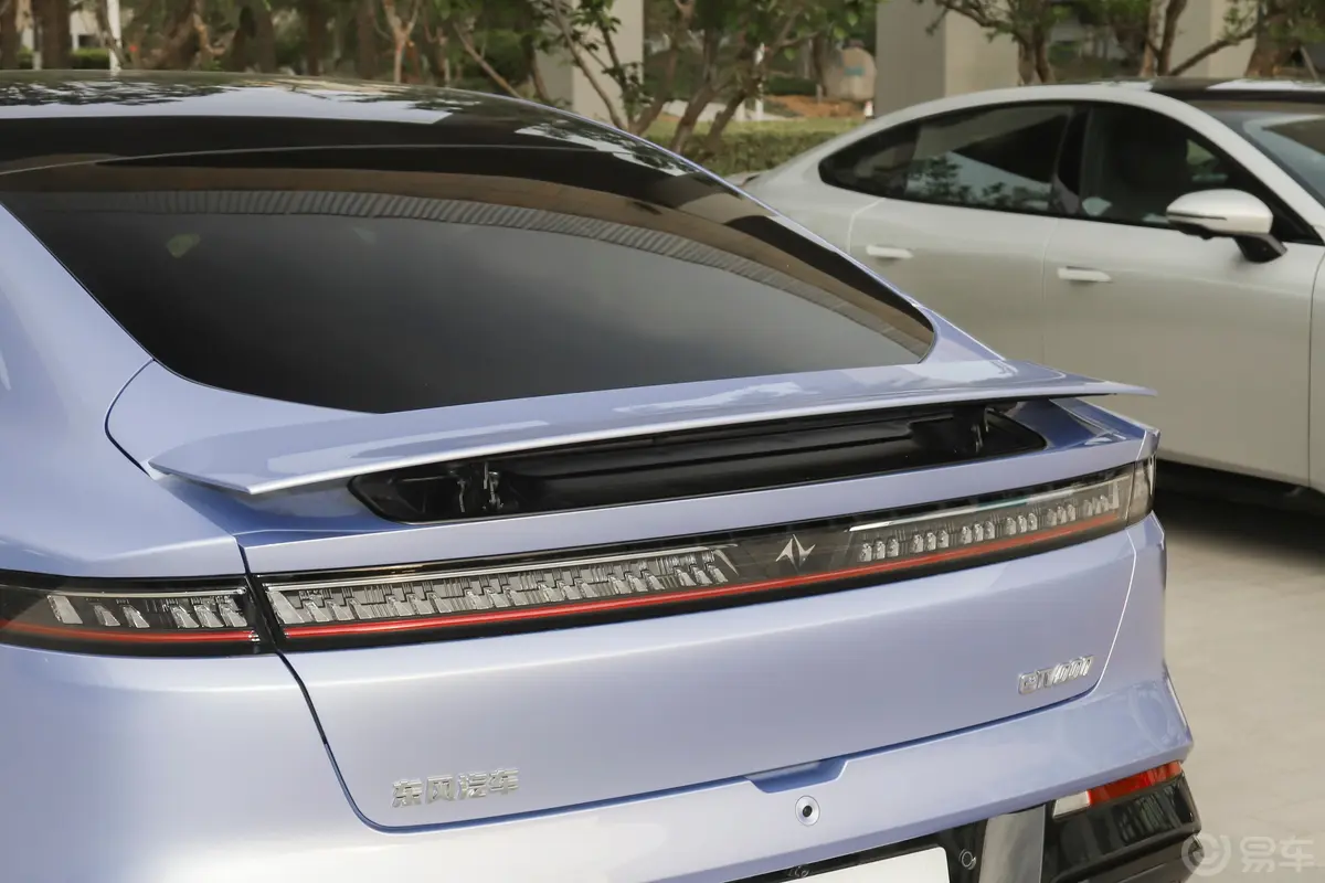 eπ007增程版 230km 后驱Pro领航版外观细节