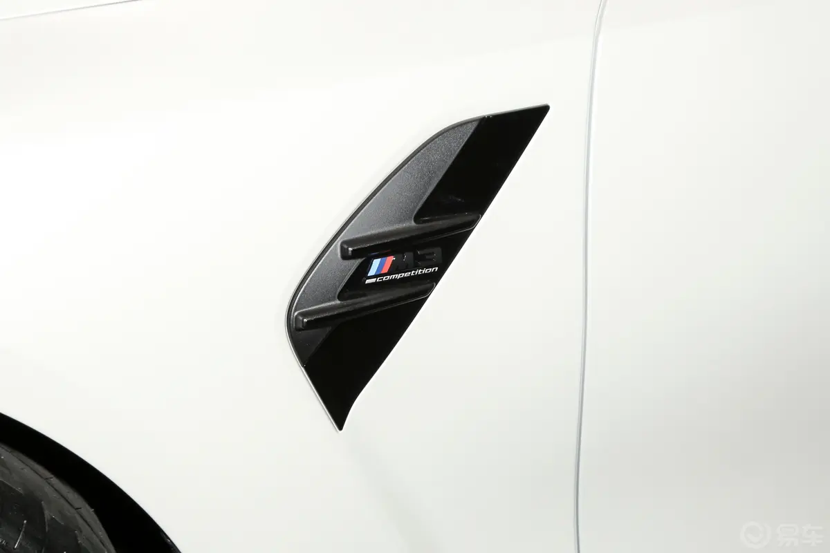 宝马M3M3 M xDrive 雷霆版外观细节