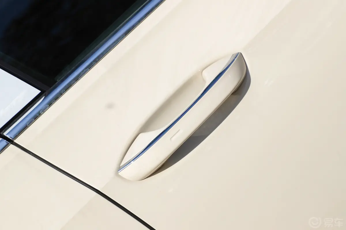 高尔夫改款 300TSI Pro外观细节