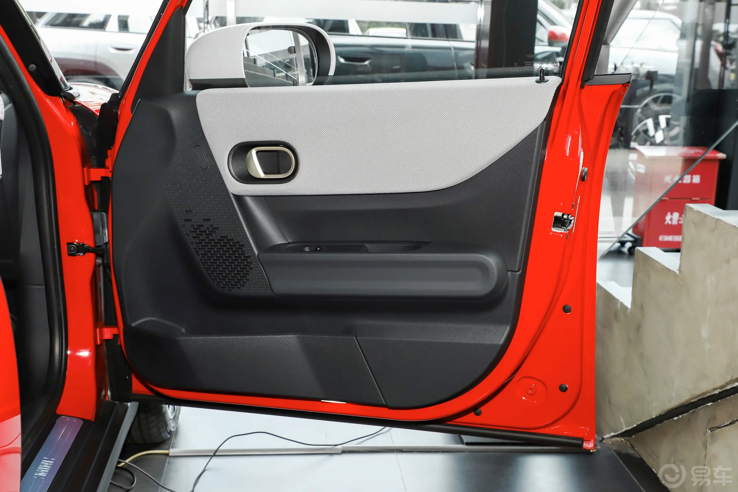 MINI2.0T COOPER S 艺术家 五门版副驾驶位