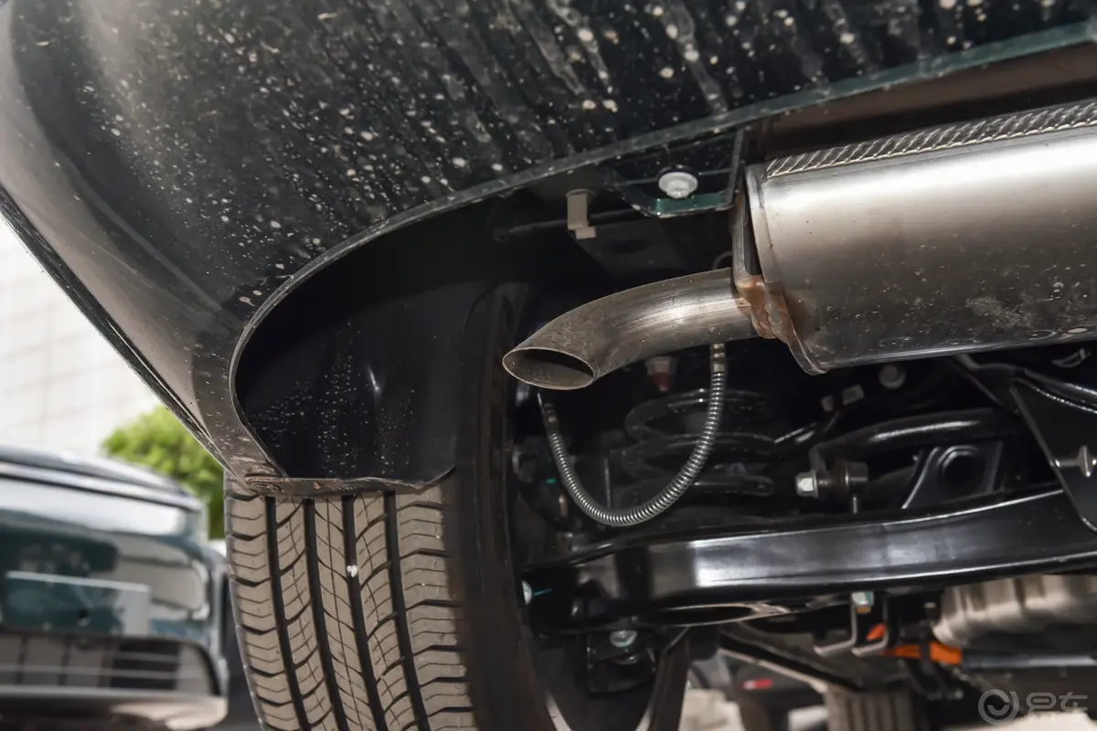 蓝电E5 PLUS1.5L 165km 长续航旅行舒享版 7座动力底盘