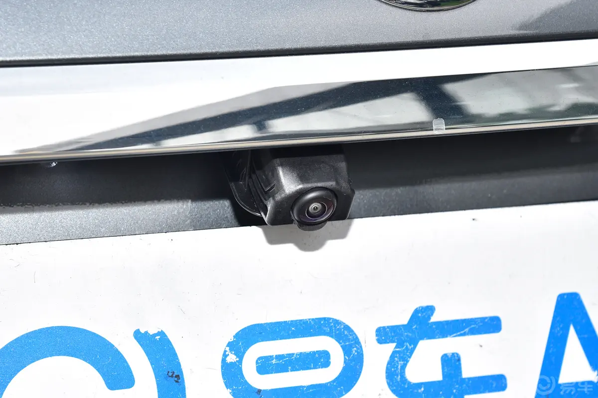 奔驰GLS AMGAMG GLS 63 4MATIC+外观细节
