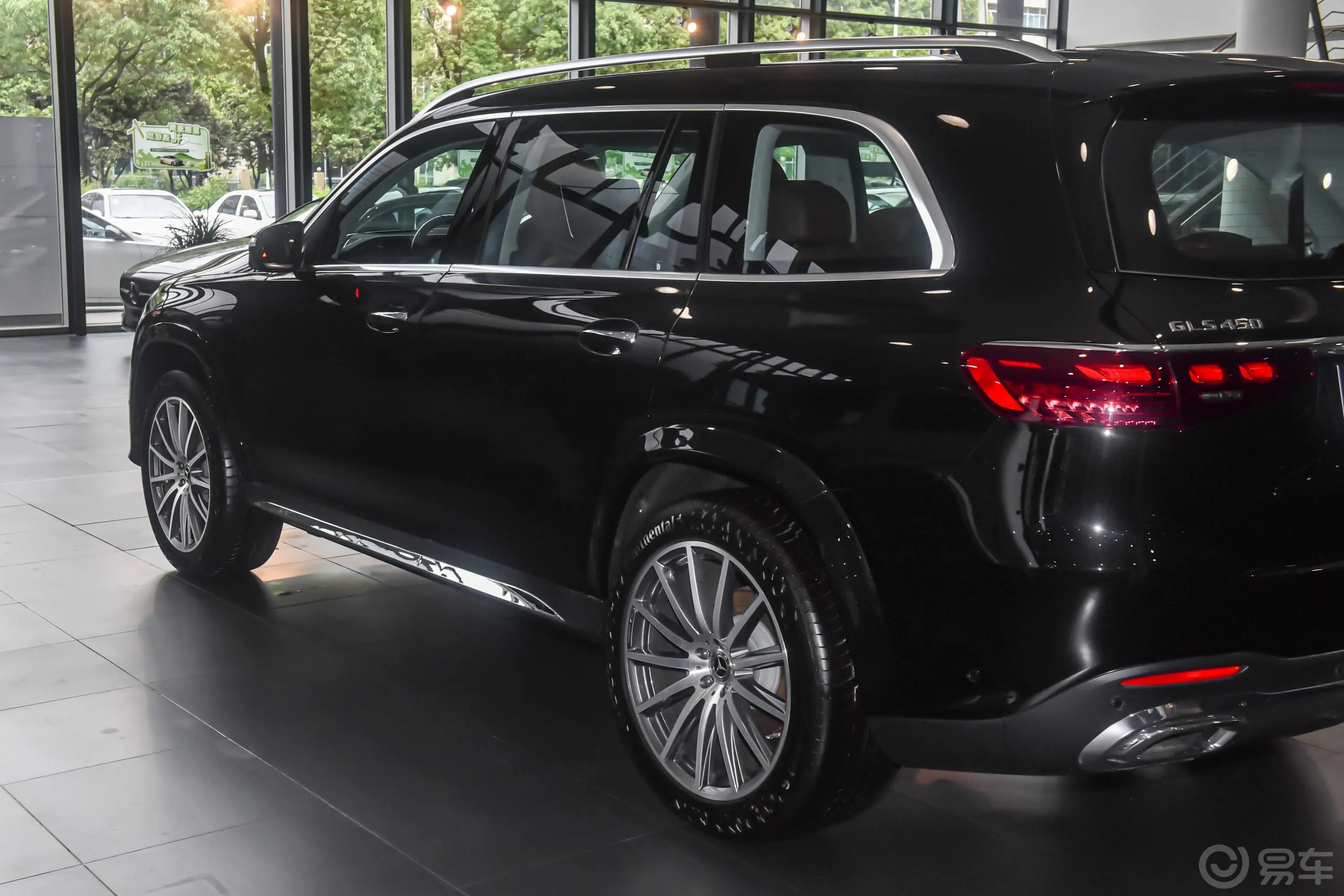 奔驰GLSGLS 450 4MATIC 豪华型外观细节