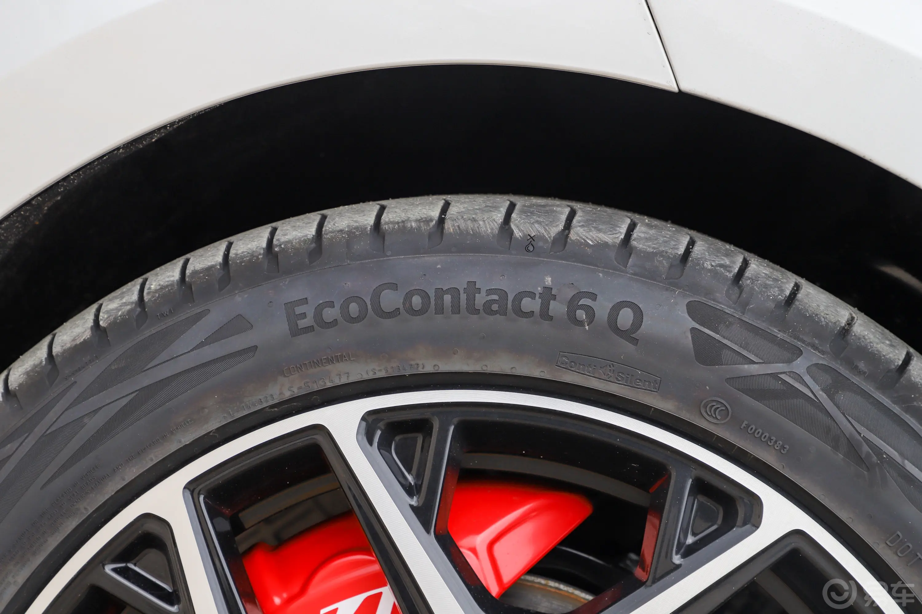 eπ007增程版 230km 后驱Pro巡航版前轮胎系列