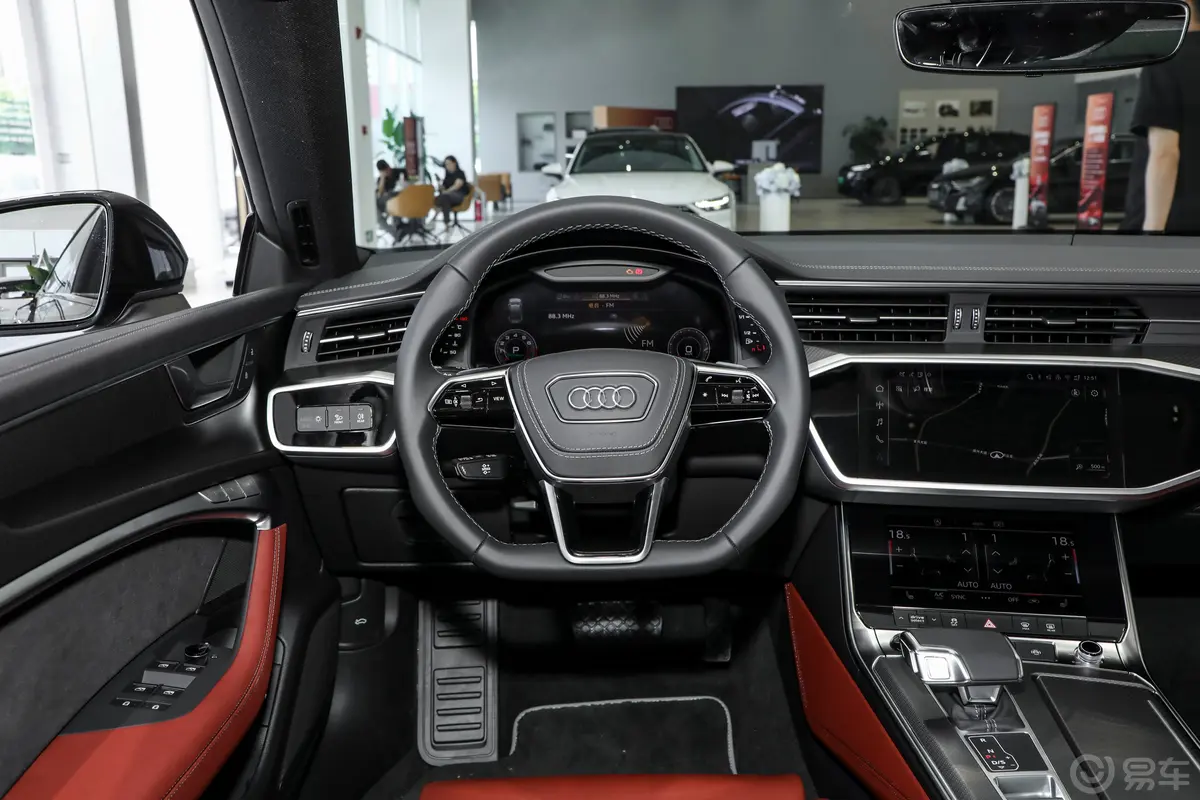 奥迪A7L45 TFSI quattro 黑武士版方向盘