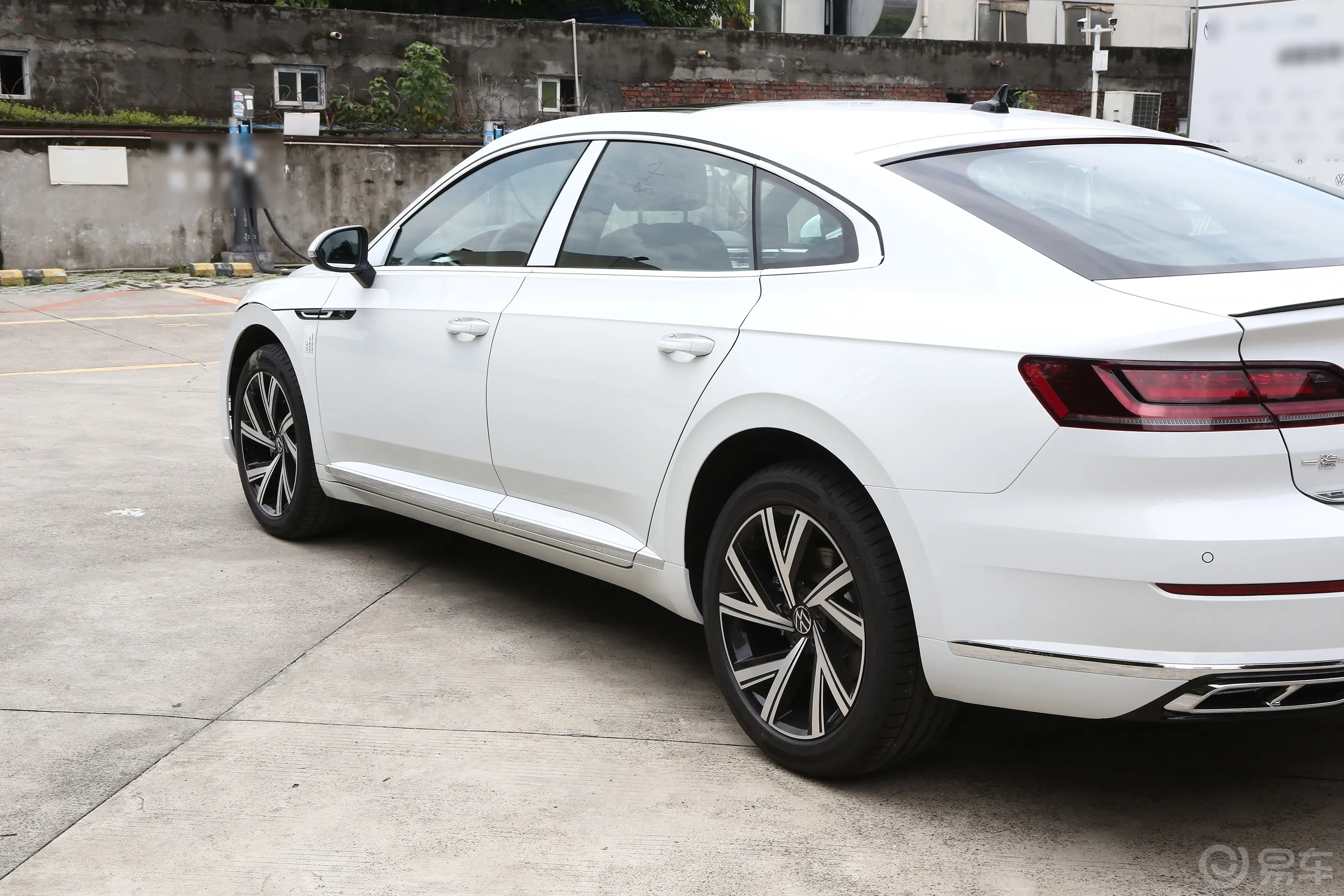 一汽-大众CC改款 众享款 330TSI 炫目版外观细节