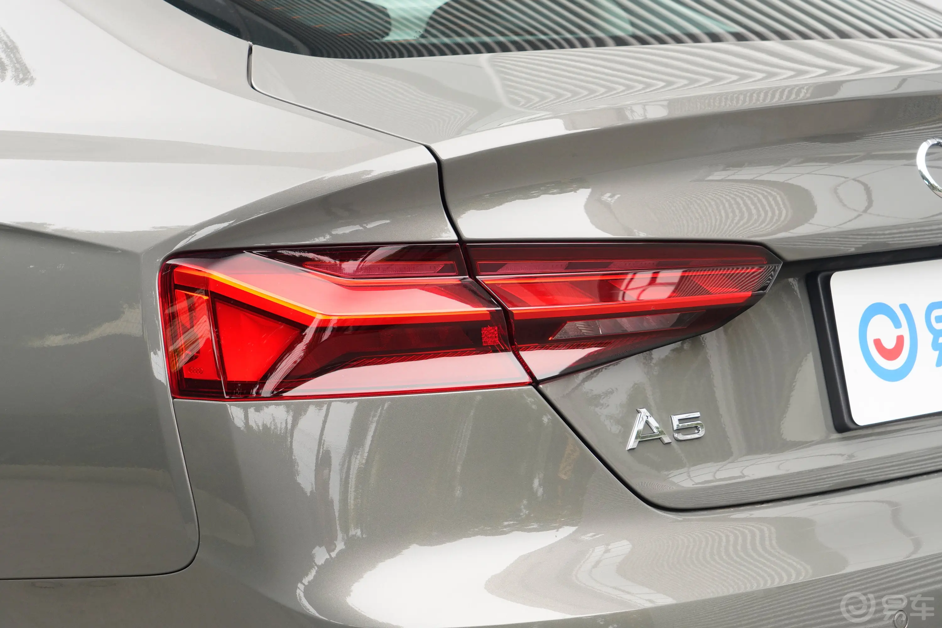 奥迪A5Sportback 40 TFSI 典藏版 时尚动感型外观灯组