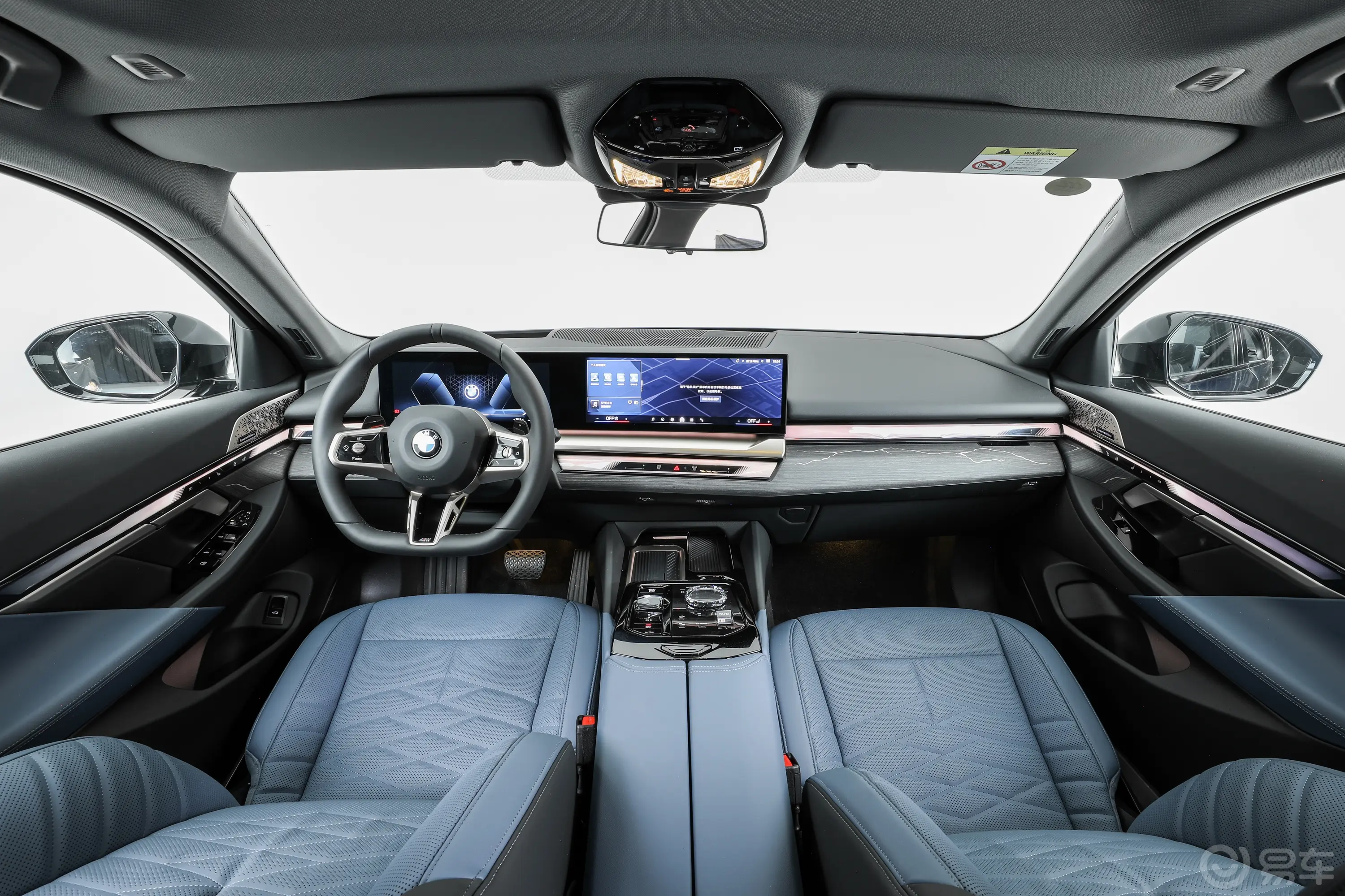 宝马5系530Li 尊享型 M运动套装主驾驶位