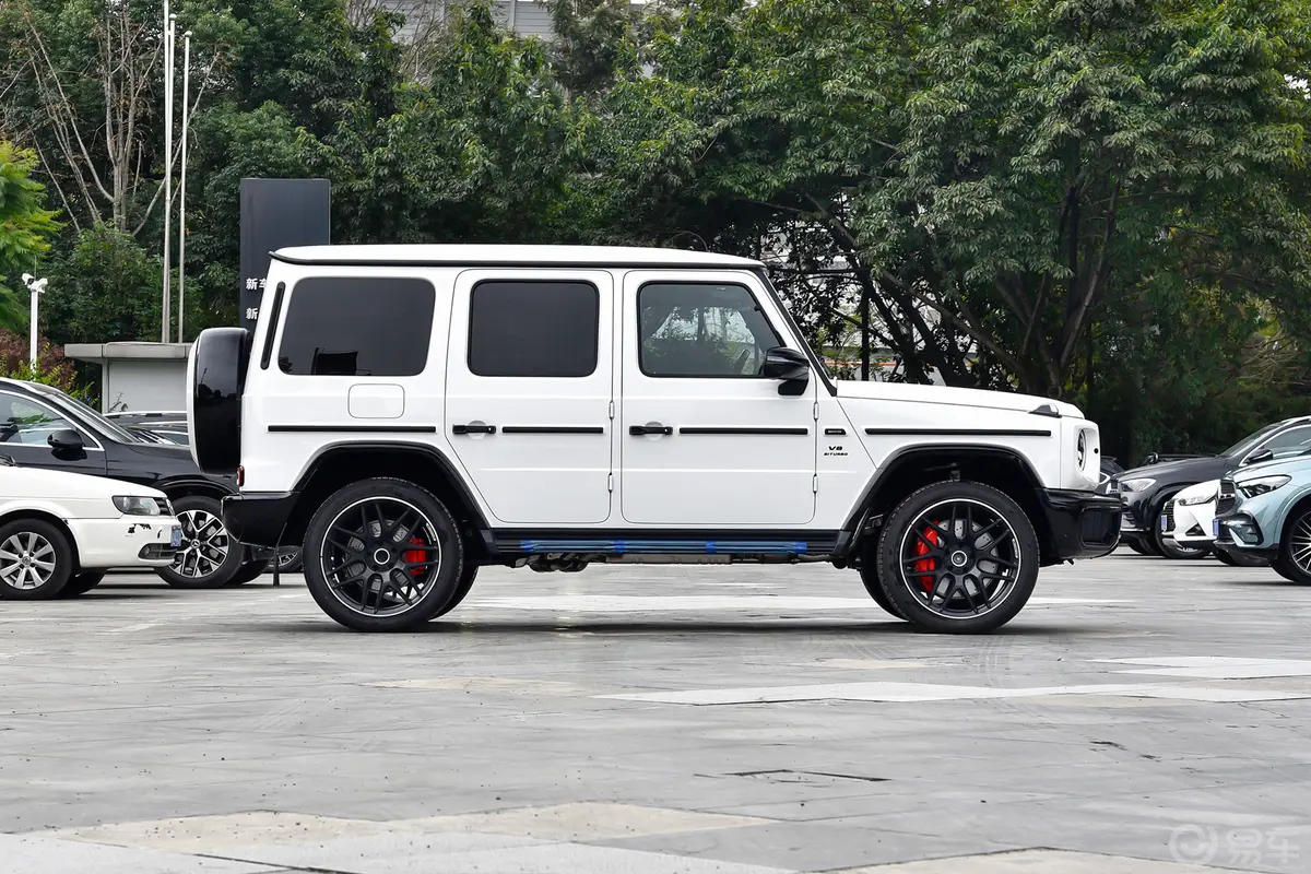 【奔驰G级 AMGAMG G 63正侧车头向右水平图片-汽车图片大全】-易车