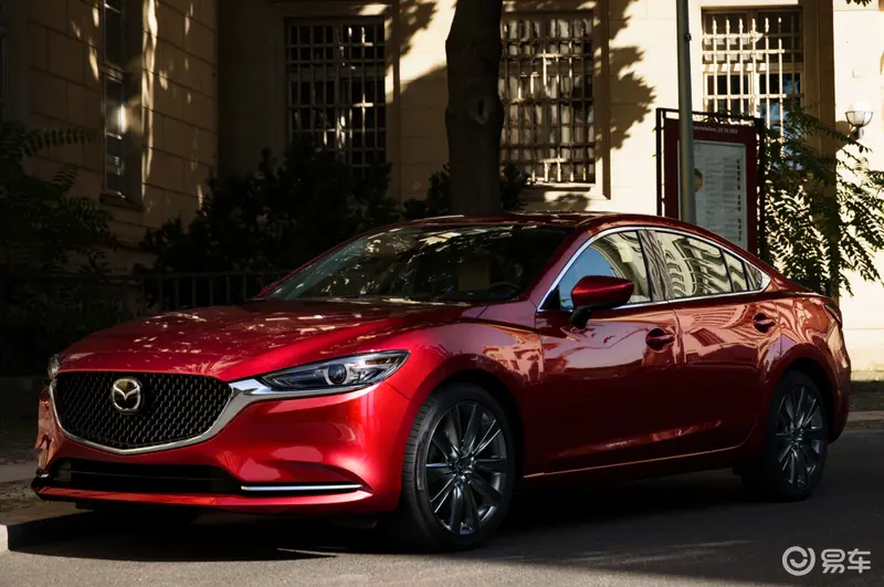 mazda6_401.jpg